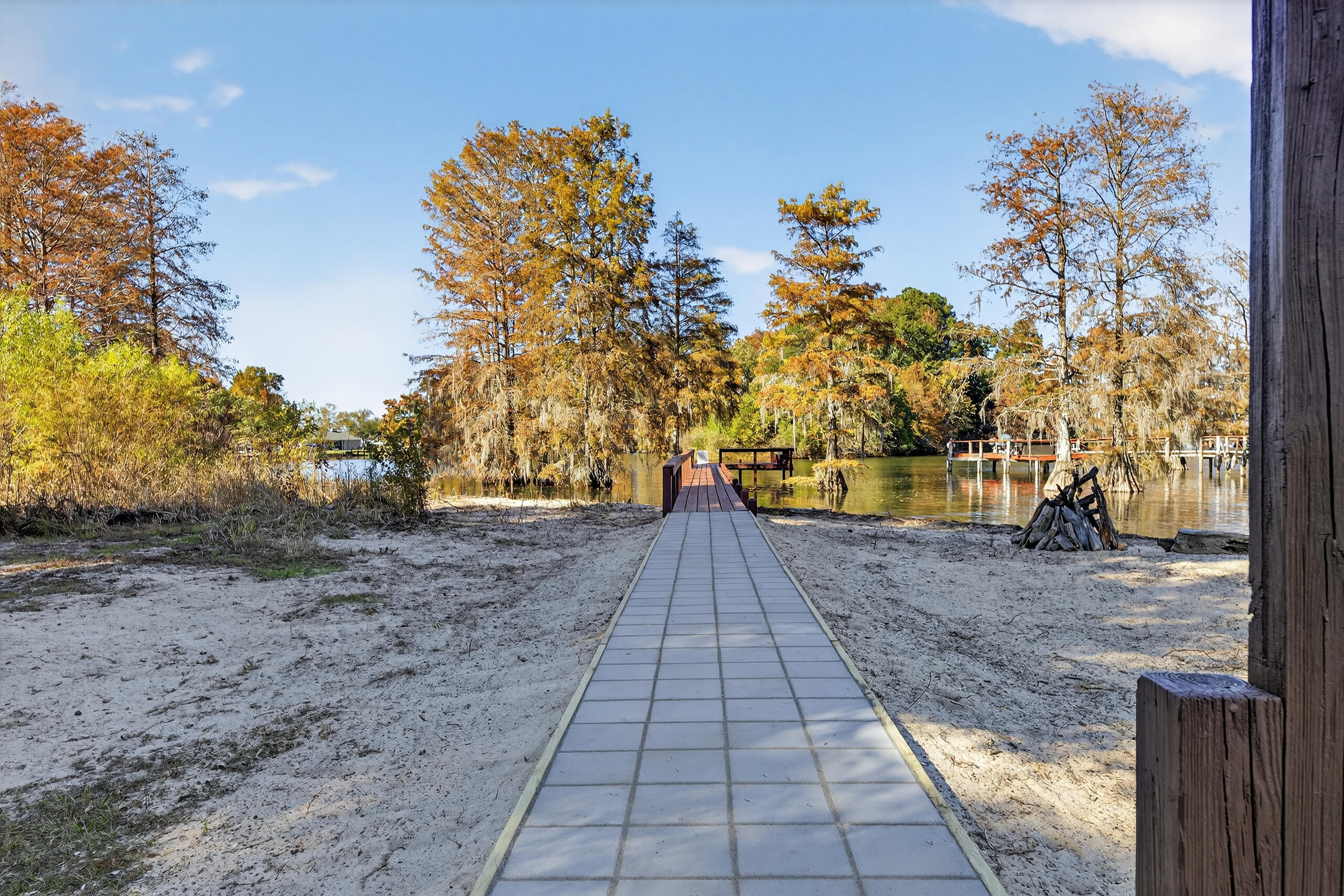 Eutawville, South Carolina, 29048, United States, 4 Bedrooms Bedrooms, ,3 BathroomsBathrooms,Residential,For Sale,1990738