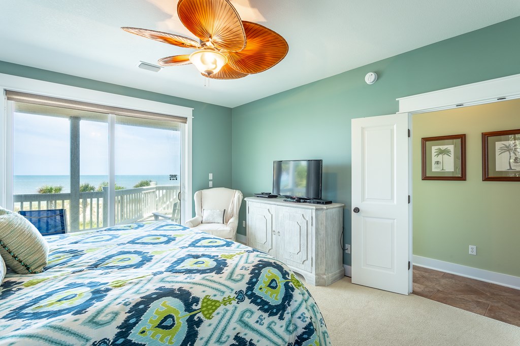 Saint George Island, Florida, 32328, United States, 5 Bedrooms Bedrooms, ,6 BathroomsBathrooms,Residential,For Sale,1976248