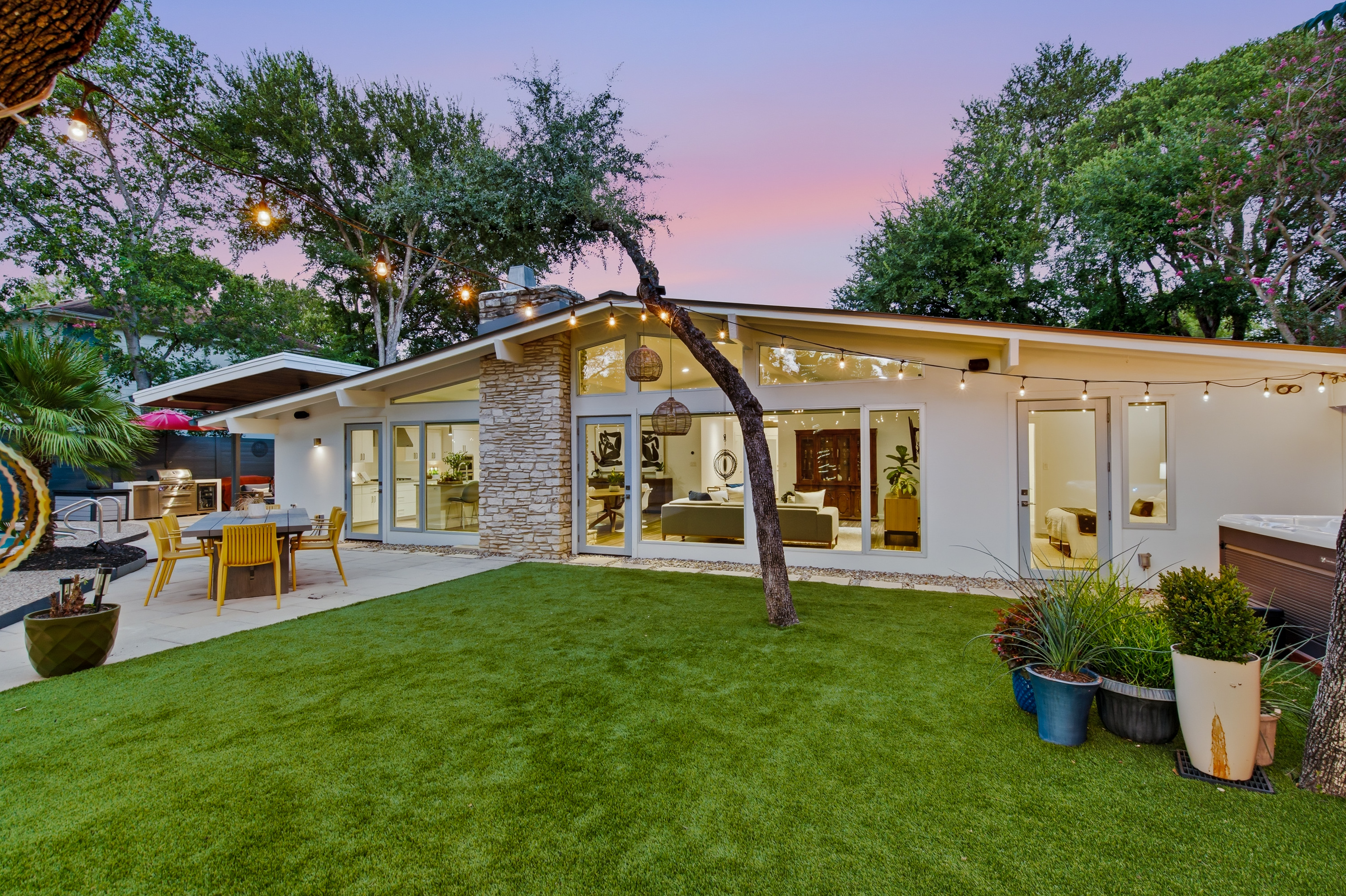  412 Ridgewood Rd, West Lake Hills - 物件實景