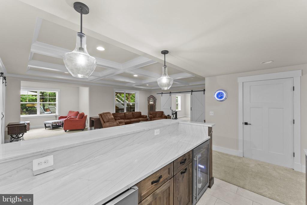 Warrenton, Virginia, 20187, United States, 4 Bedrooms Bedrooms, ,4 BathroomsBathrooms,Residential,For Sale,2048905