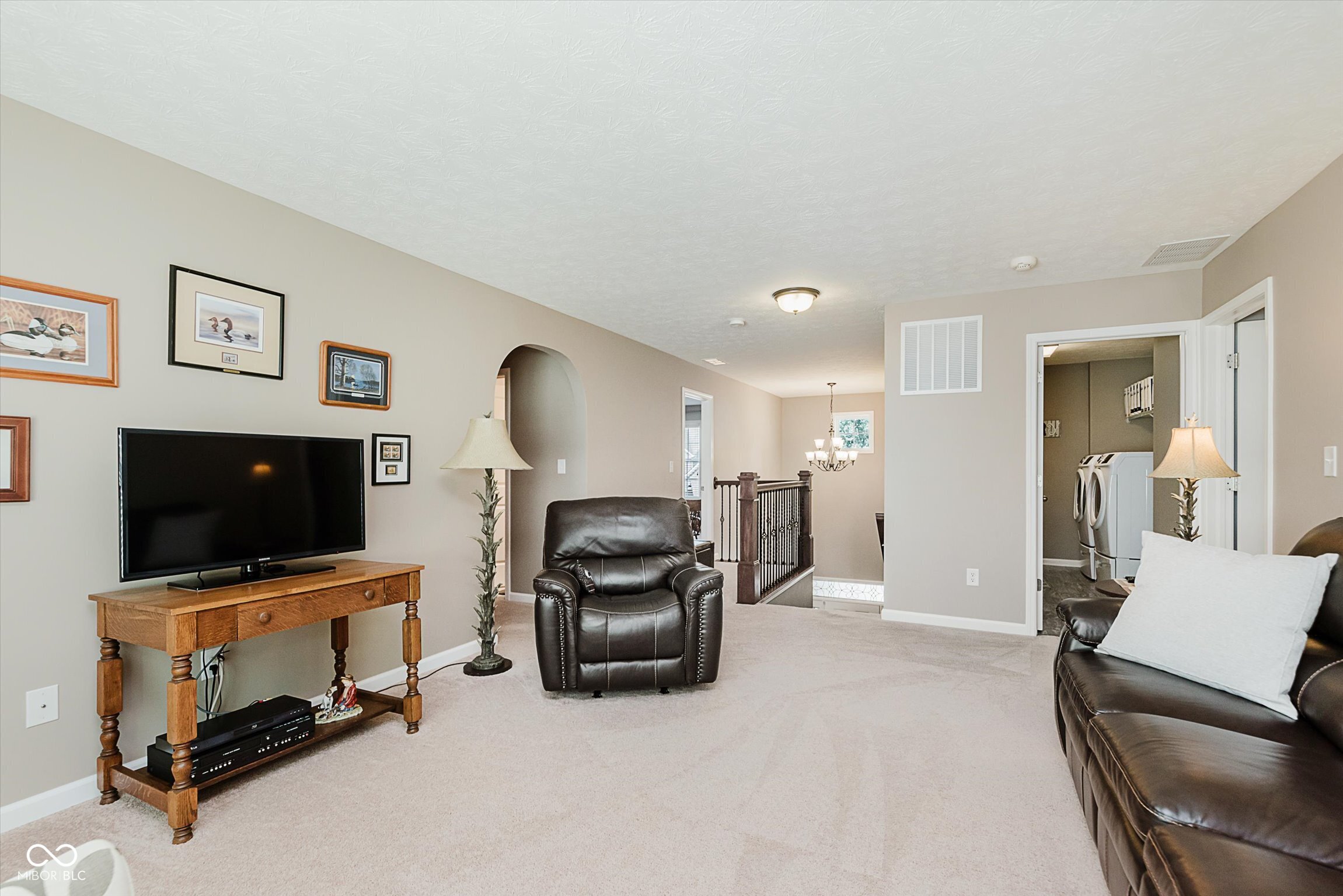 Avon, Indiana, 46123, United States, 5 Bedrooms Bedrooms, ,4 BathroomsBathrooms,Residential,For Sale,1881404