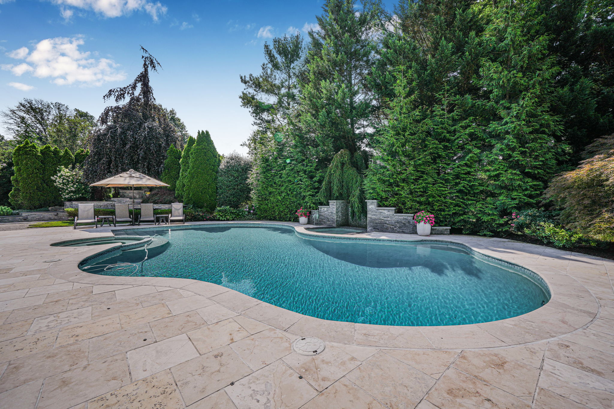 Montville, New Jersey, 07045, United States, 4 Bedrooms Bedrooms, ,5 BathroomsBathrooms,Residential,For Sale,1973706