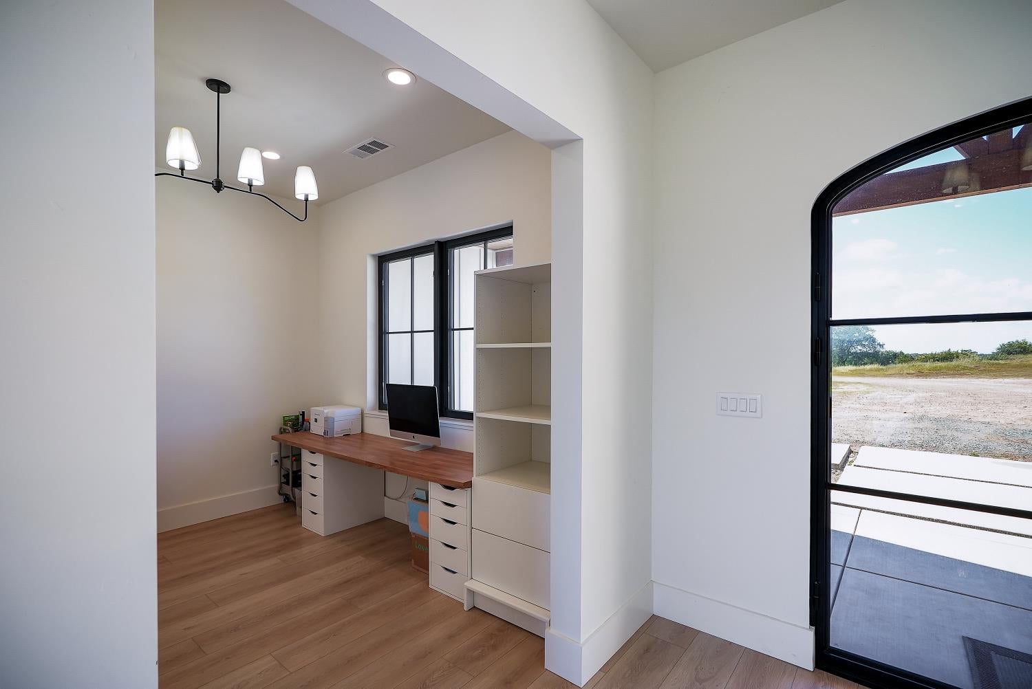 Burson, California, 95225, United States, 4 Bedrooms Bedrooms, ,4 BathroomsBathrooms,Residential,For Sale,2040271
