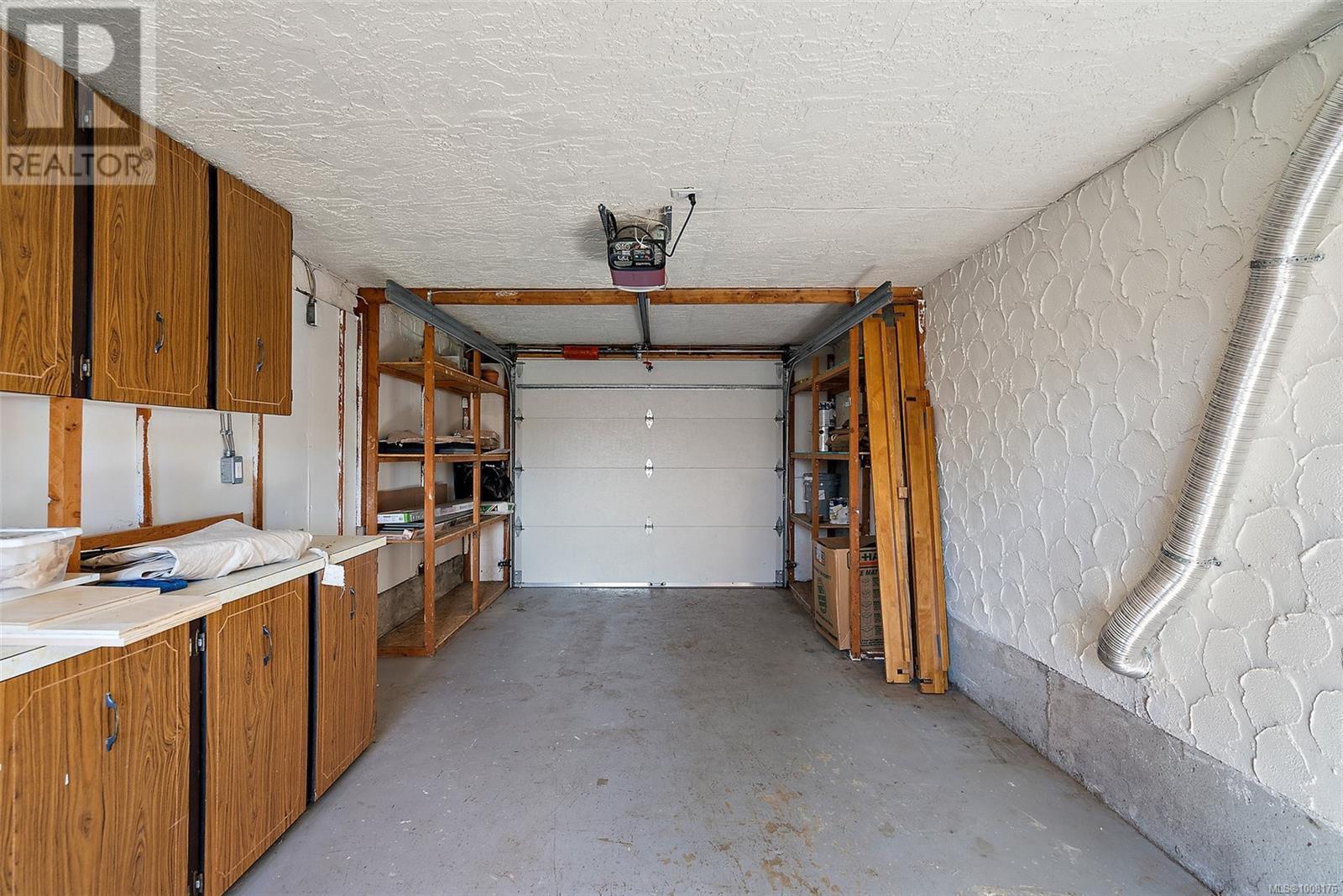SIDNEY, British Columbia, V8L 2T6, CA, 3 Bedrooms Bedrooms, ,2 BathroomsBathrooms,Residential,For Sale,1906024