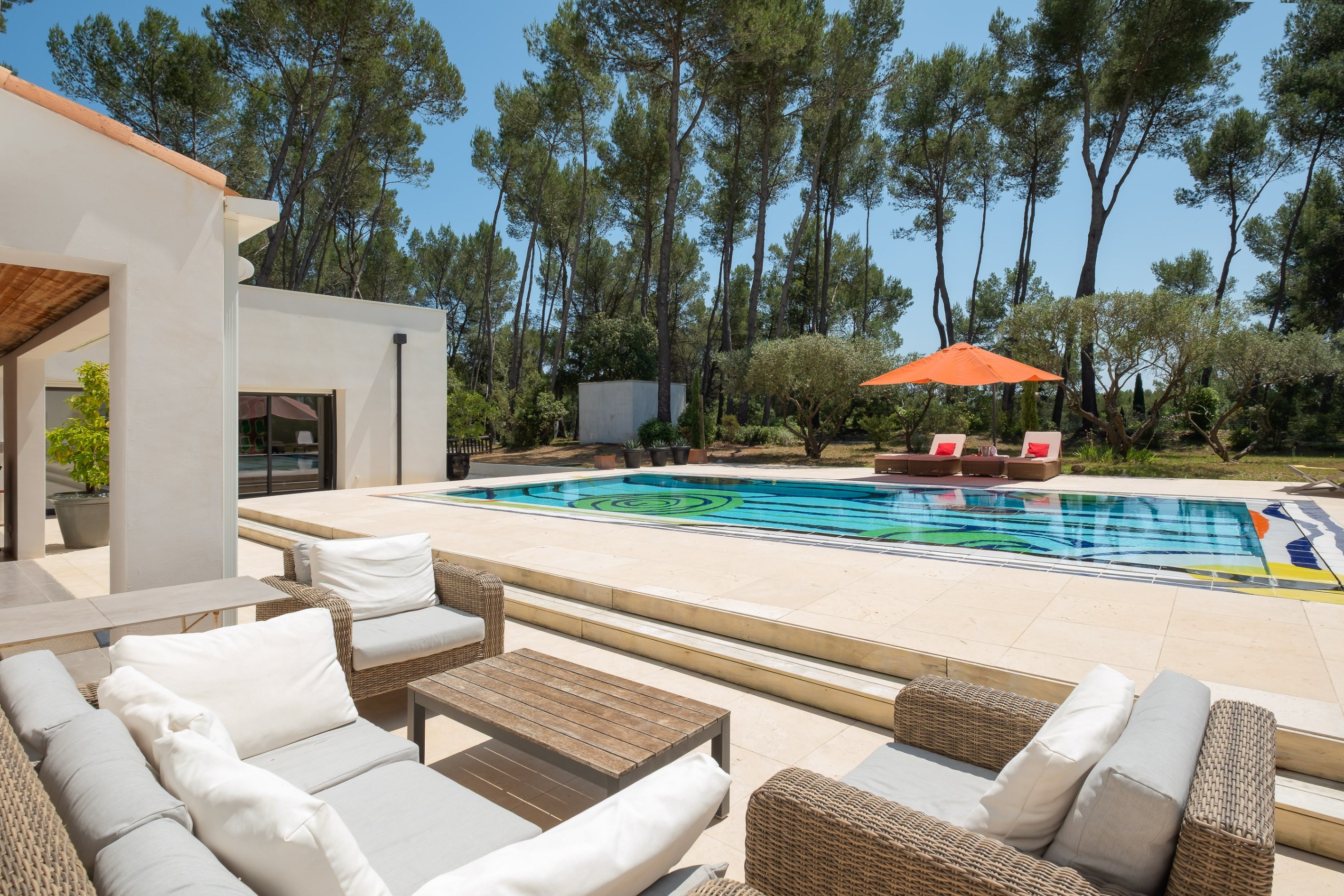  Exceptional property with designer villa, 13,000 m² grounds and rare features - 物件實景