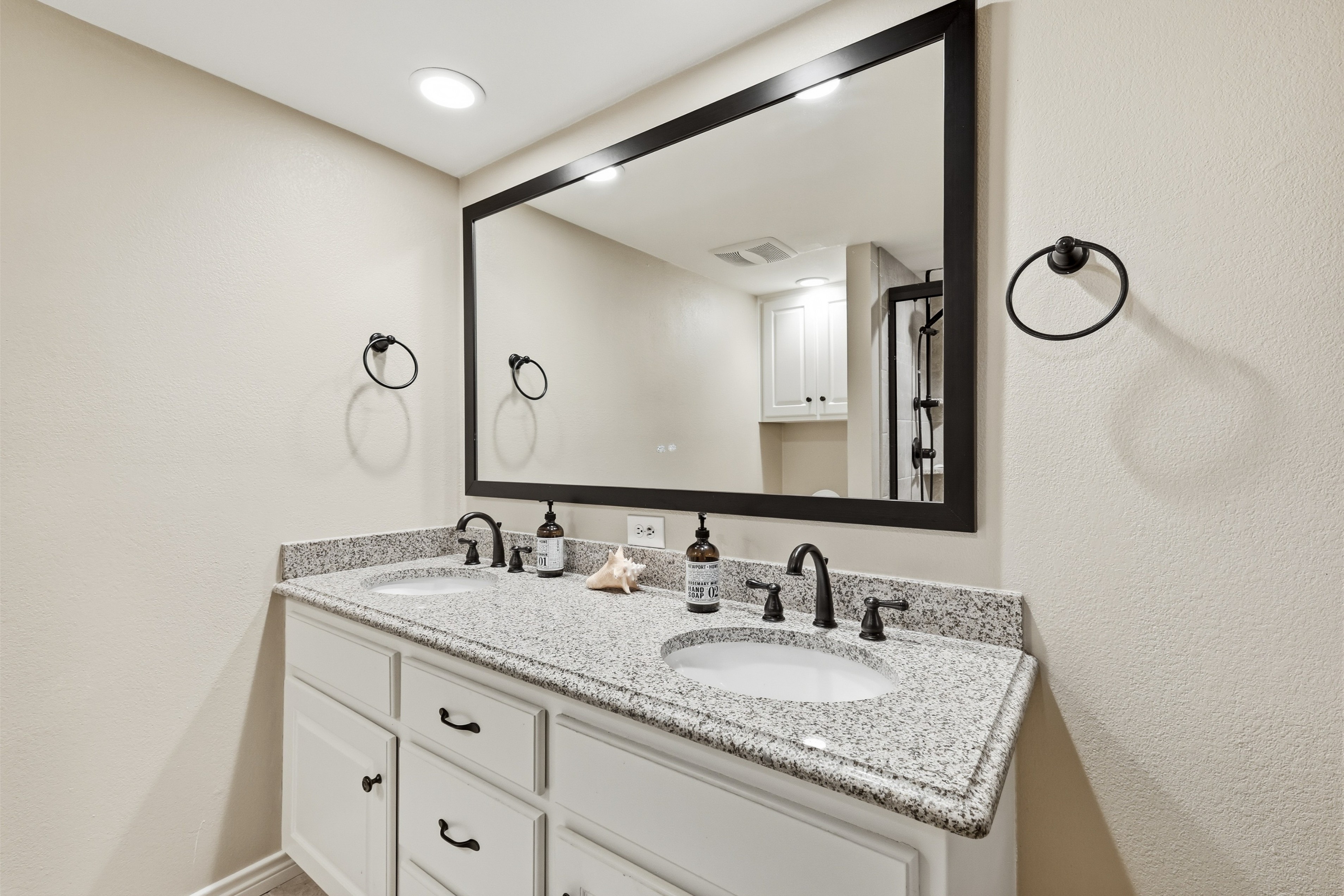  2930 Peninsula Drive, Grapevine, TX, 76051 - 物件實景