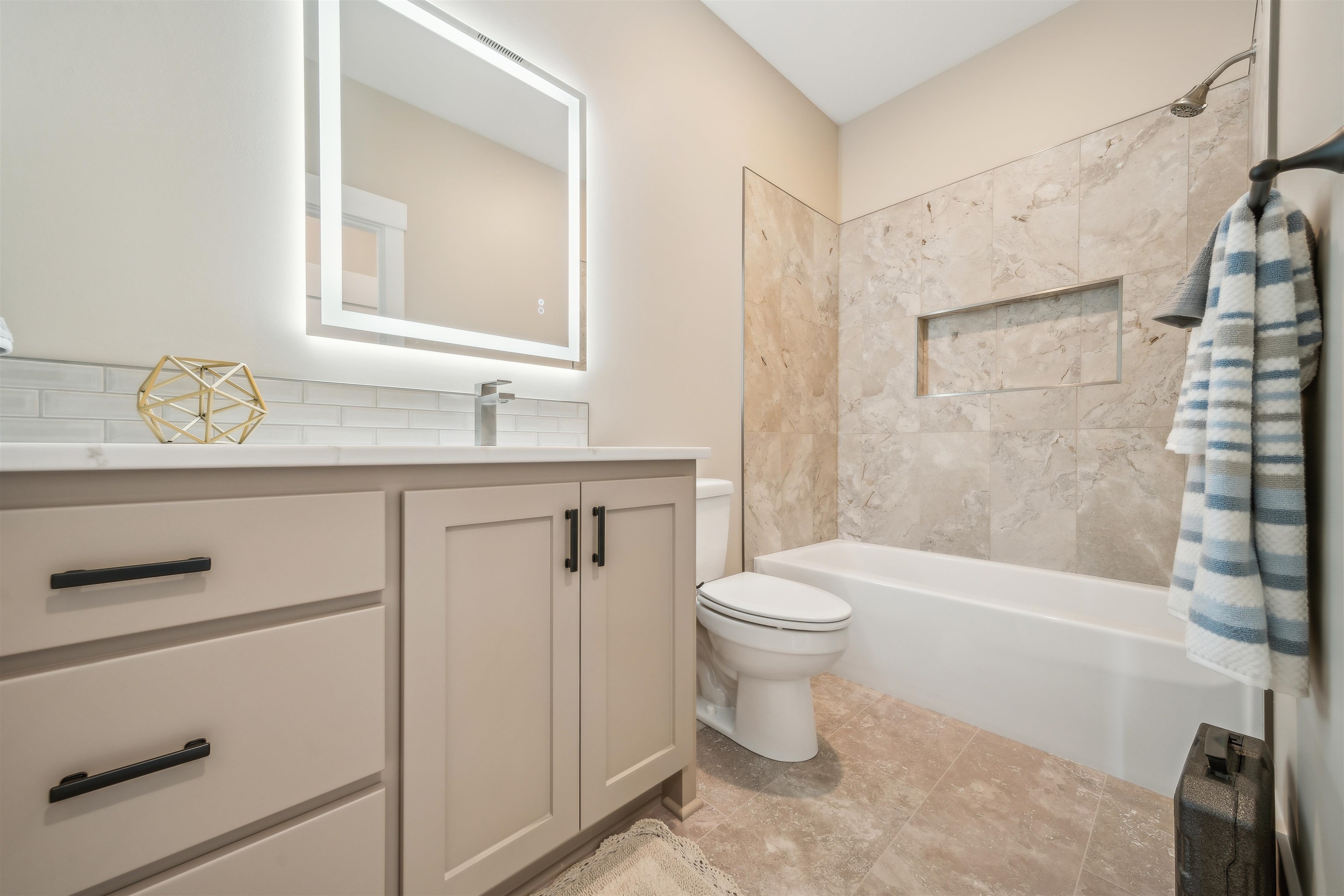 Goddard, Kansas, 67052, United States, 3 Bedrooms Bedrooms, ,3 BathroomsBathrooms,Residential,For Sale,1786497