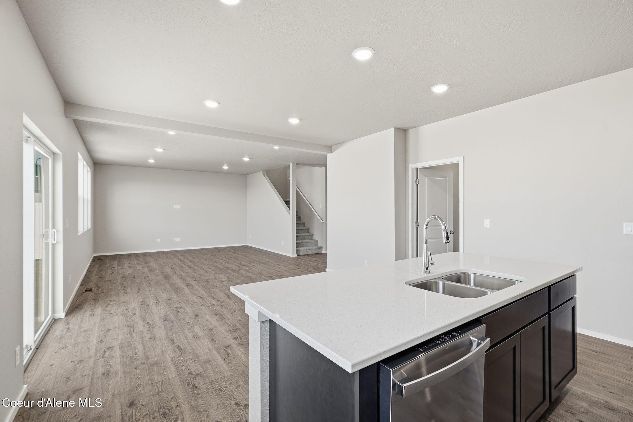 Post Falls, Idaho, 83854, United States, 4 Bedrooms Bedrooms, ,3 BathroomsBathrooms,Residential,For Sale,1973812