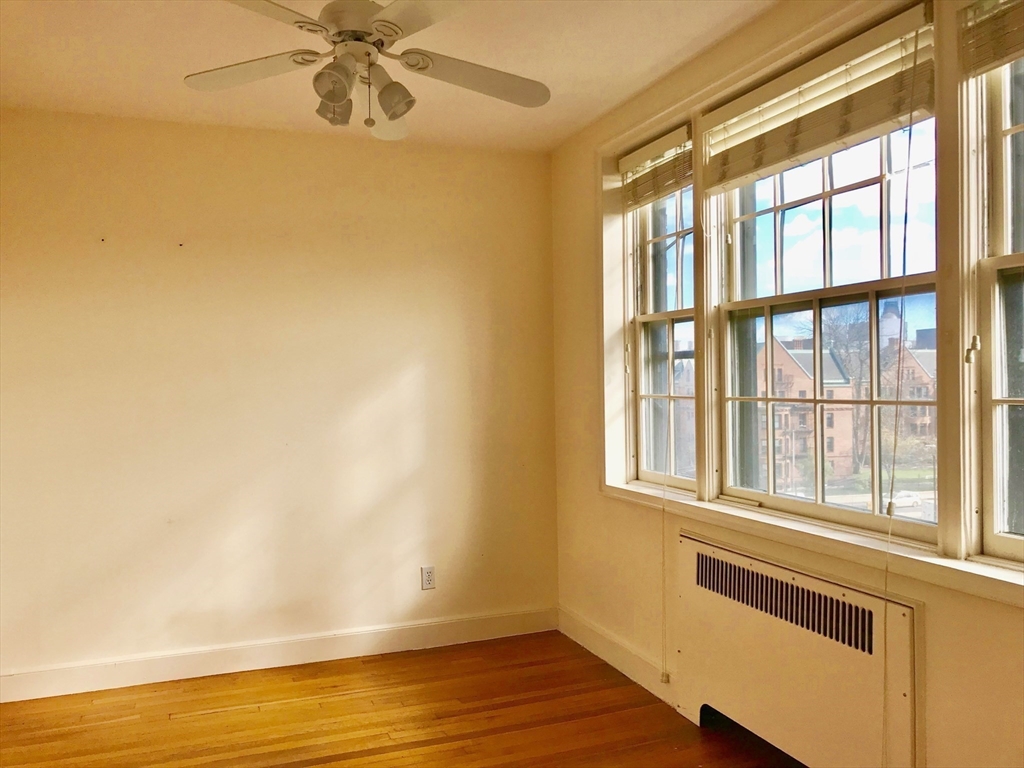 Cambridge, Massachusetts, 02138, United States, 1 Bedroom Bedrooms, ,1 BathroomBathrooms,Residential,For Sale,1918224