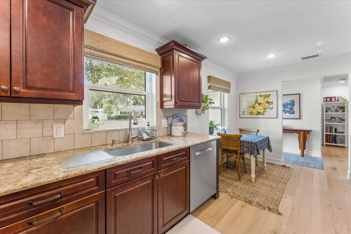 Seminole, Florida, 33772, United States, 3 Bedrooms Bedrooms, ,2 BathroomsBathrooms,Residential,For Sale,2048345