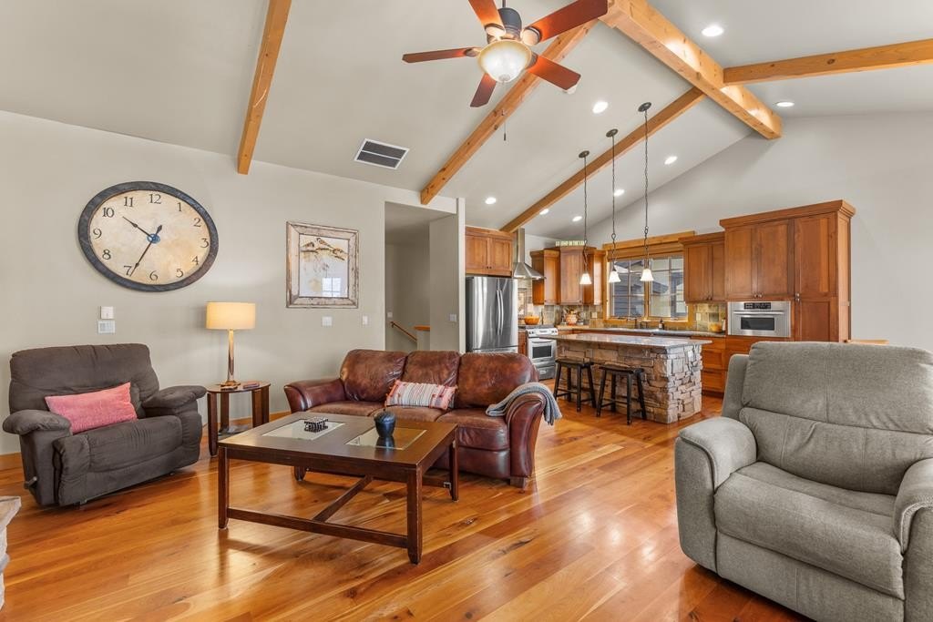 McCall, Idaho, 83638, United States, 4 Bedrooms Bedrooms, ,3 BathroomsBathrooms,Residential,For Sale,1801783