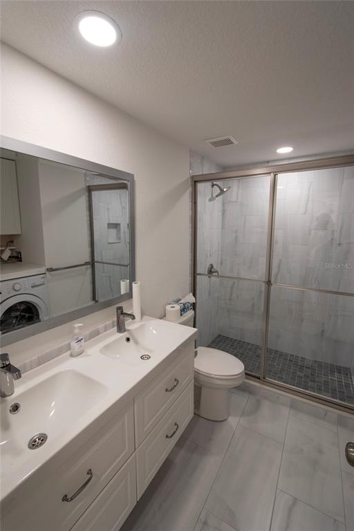 Sarasota, Florida, 34236, United States, 3 Bedrooms Bedrooms, ,2 BathroomsBathrooms,Residential,For Sale,1995598