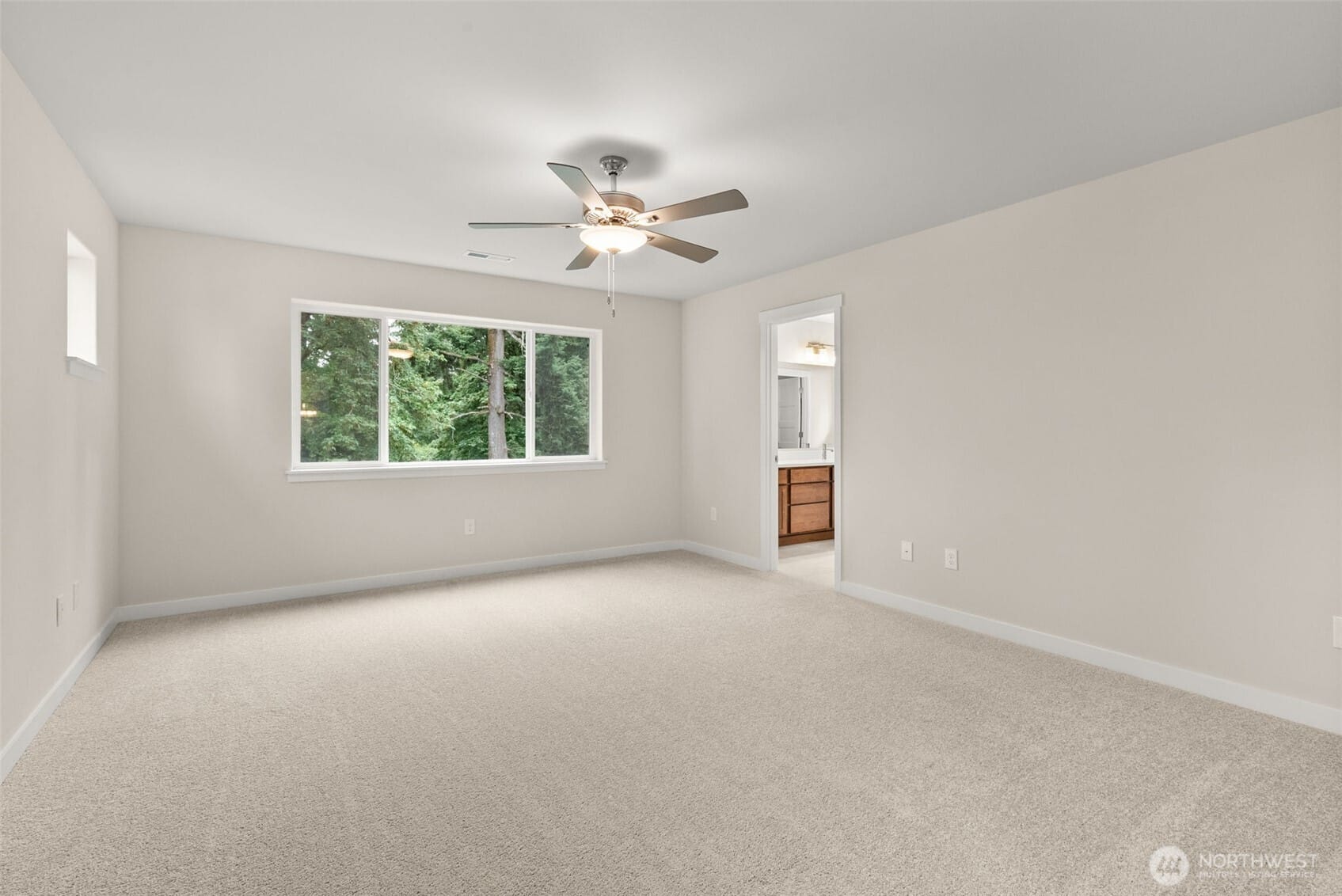 Tumwater, Washington, 98512, United States, 4 Bedrooms Bedrooms, ,3 BathroomsBathrooms,Residential,For Sale,1897301