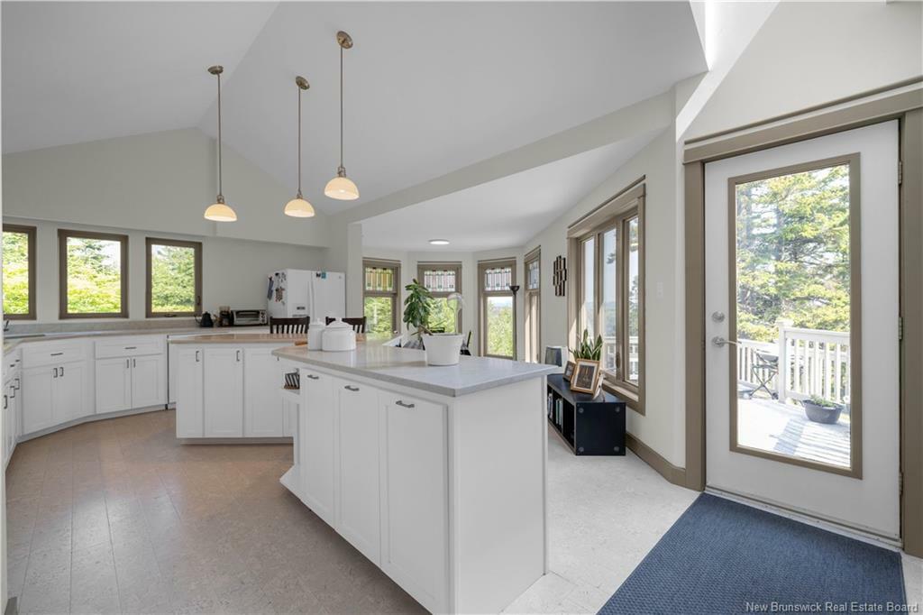 CLIFTON ROYAL, New Brunswick, E5S 1K5, CA, 4 Bedrooms Bedrooms, ,2 BathroomsBathrooms,Residential,For Sale,1875666