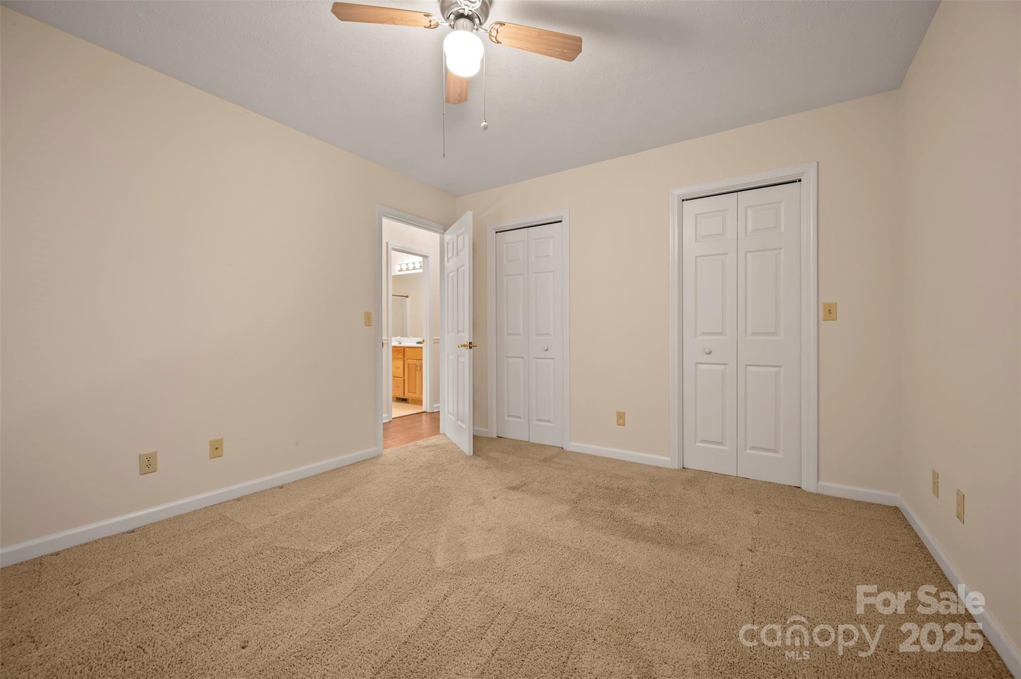 Zirconia, North Carolina, 28790, United States, 3 Bedrooms Bedrooms, ,2 BathroomsBathrooms,Residential,For Sale,1827884