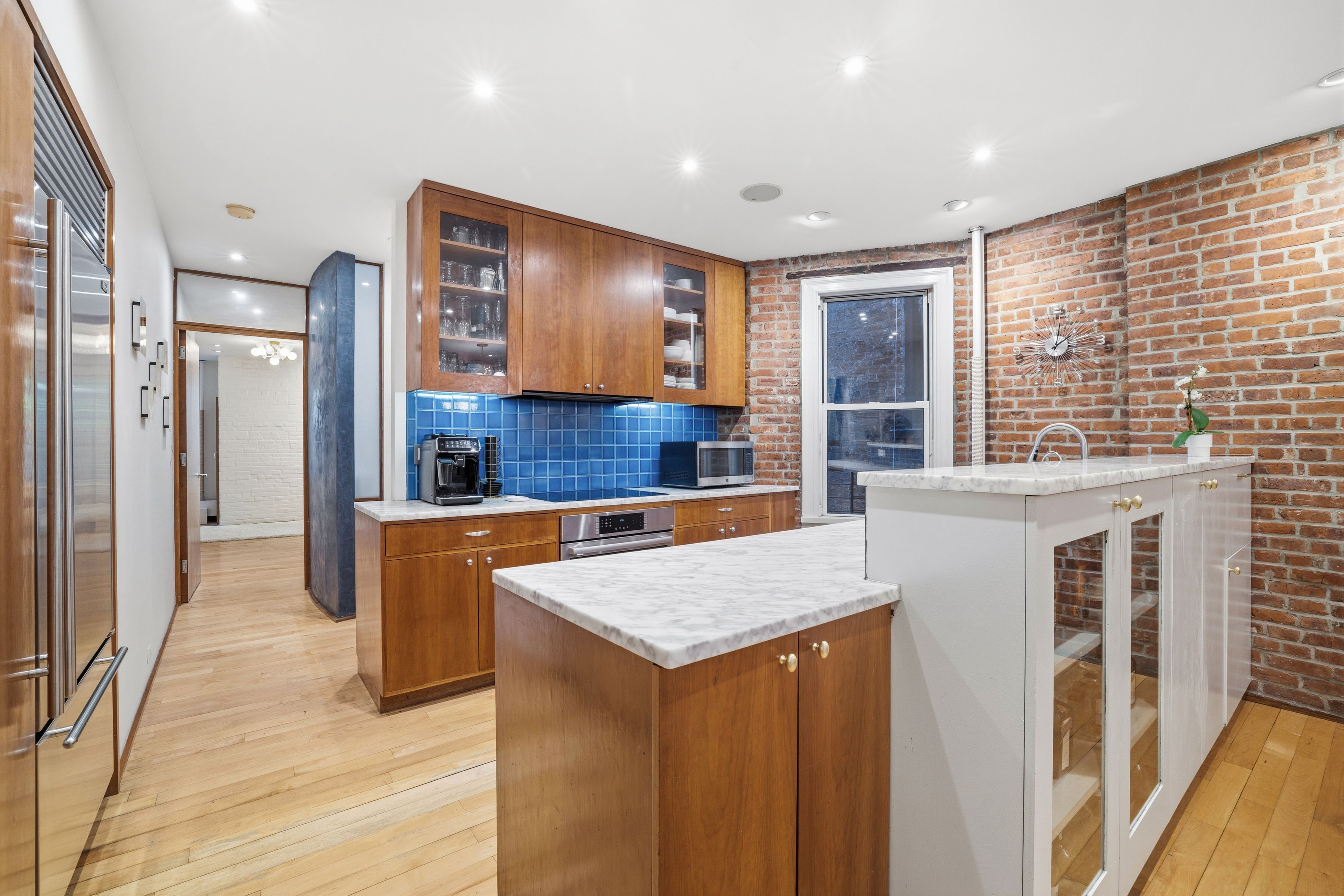  219 East 83rd Street - 物件實景