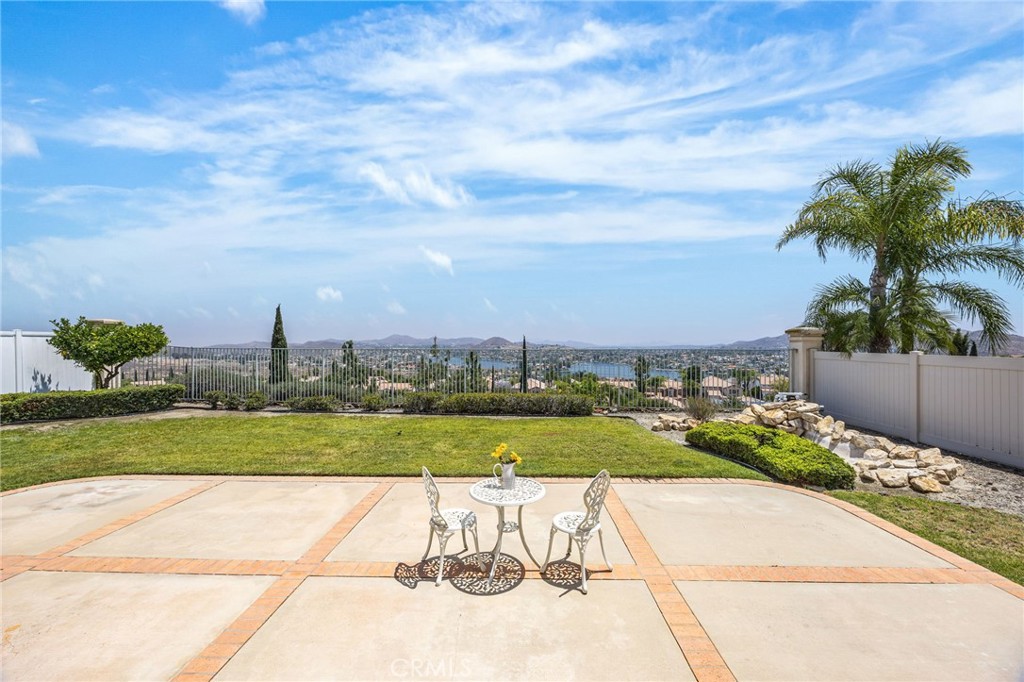Lake Elsinore, California, 92532, United States, 4 Bedrooms Bedrooms, ,3 BathroomsBathrooms,Residential,For Sale,2048913