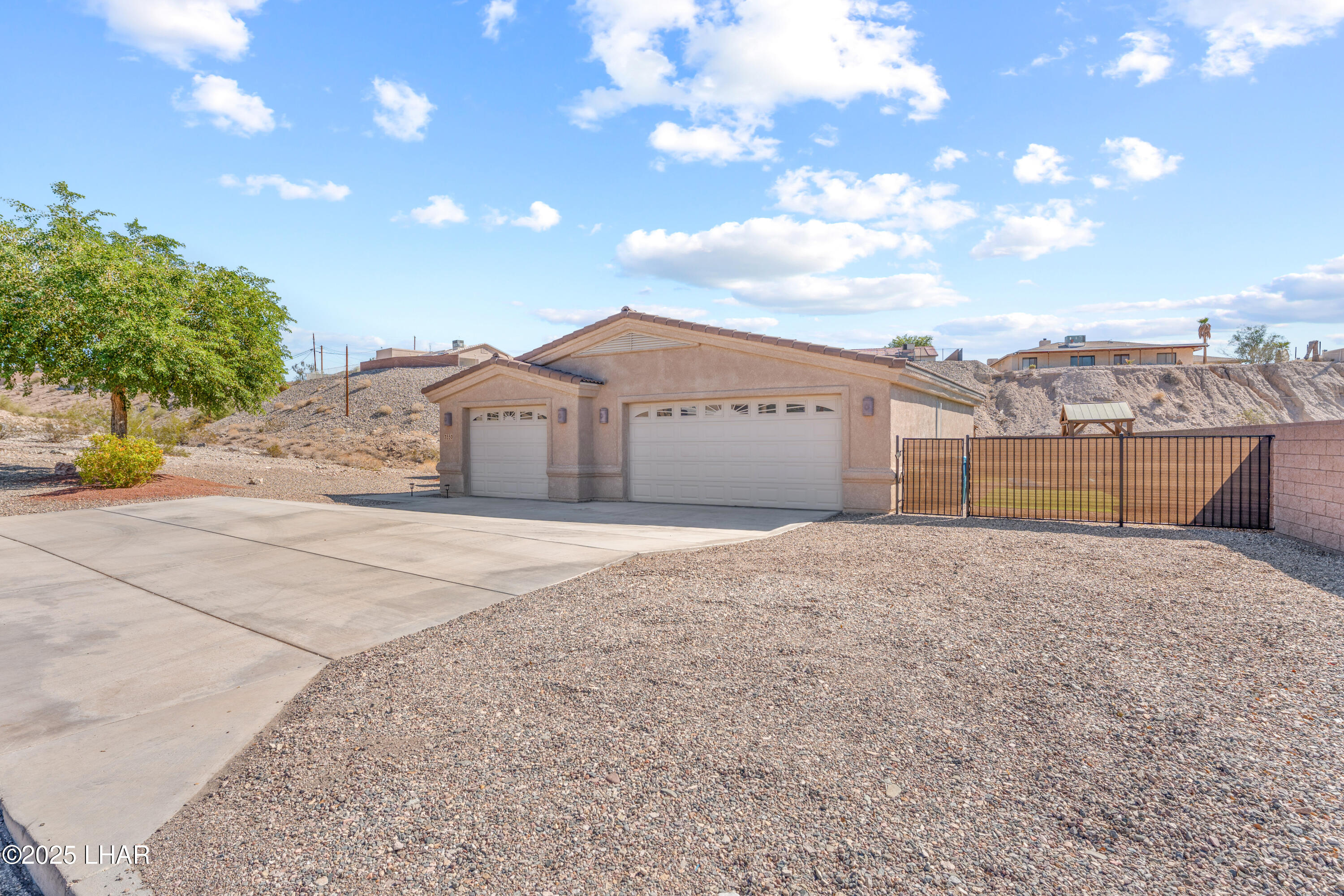 Lake Havasu City, Arizona, 86404, United States, 3 Bedrooms Bedrooms, ,1 BathroomBathrooms,Residential,For Sale,1967862