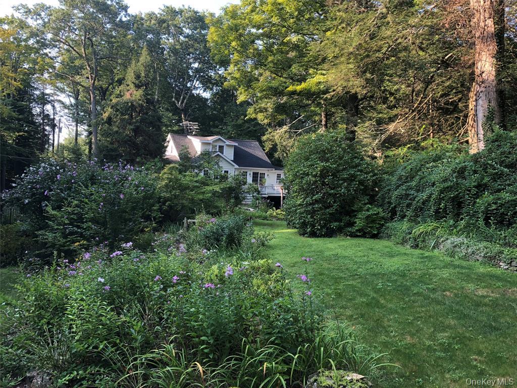 South Salem, New York, 10590, United States, 2 Bedrooms Bedrooms, ,2 BathroomsBathrooms,Residential,For Sale,1949809
