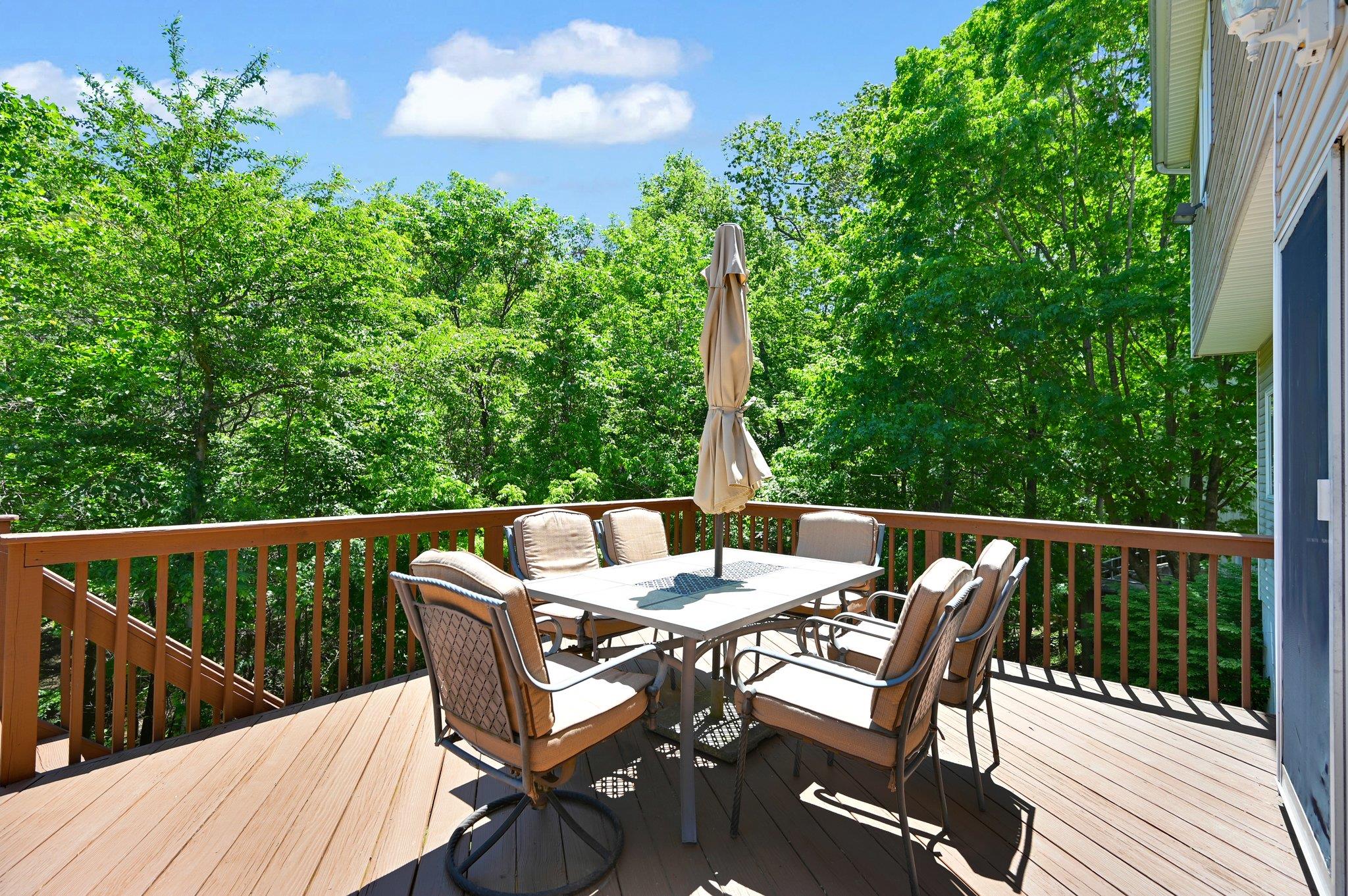 New City, New York, 10956, United States, 6 Bedrooms Bedrooms, ,4 BathroomsBathrooms,Residential,For Sale,1830143