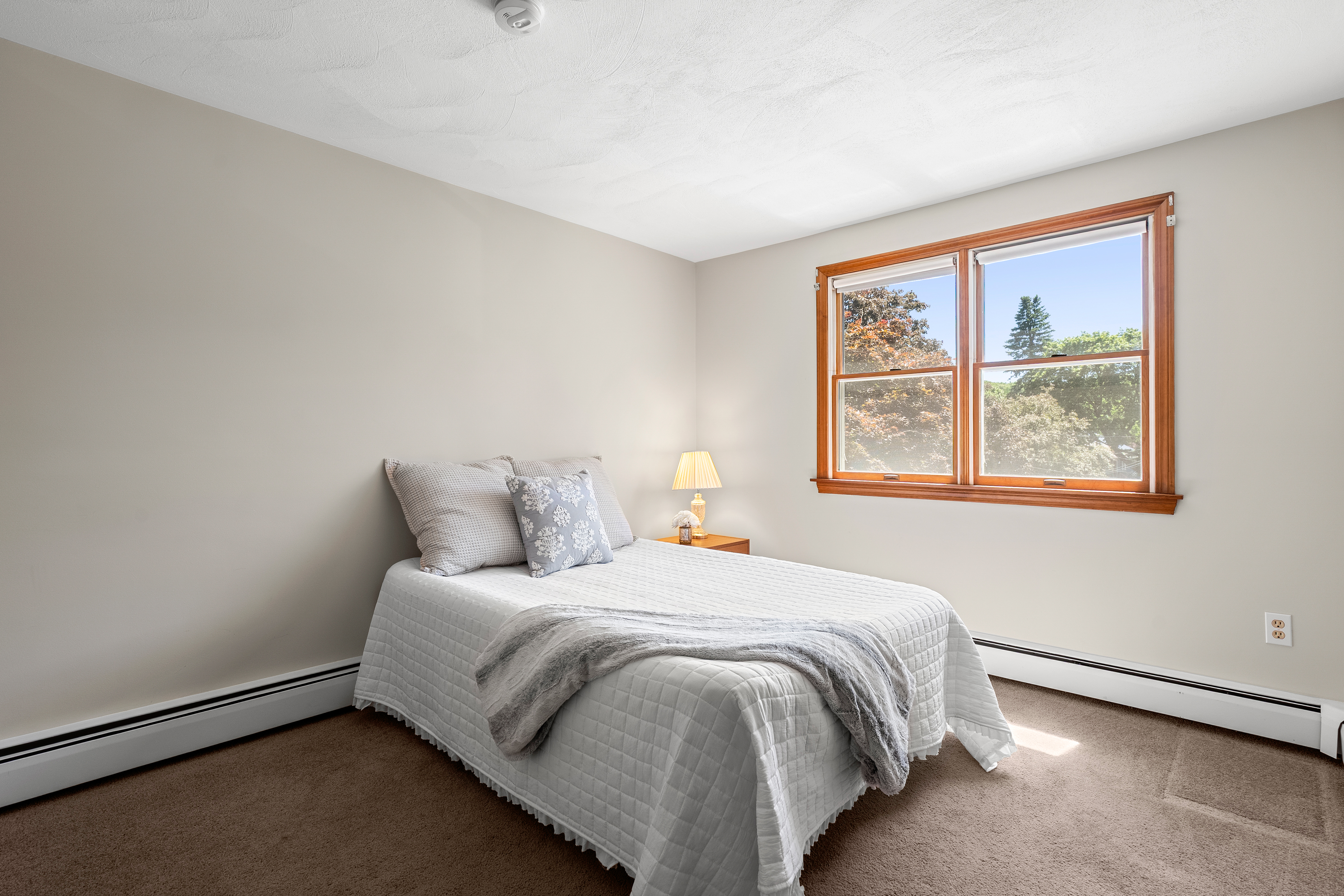  26 Lawrence Lane, Arlington, MA, 02474 - 物件實景