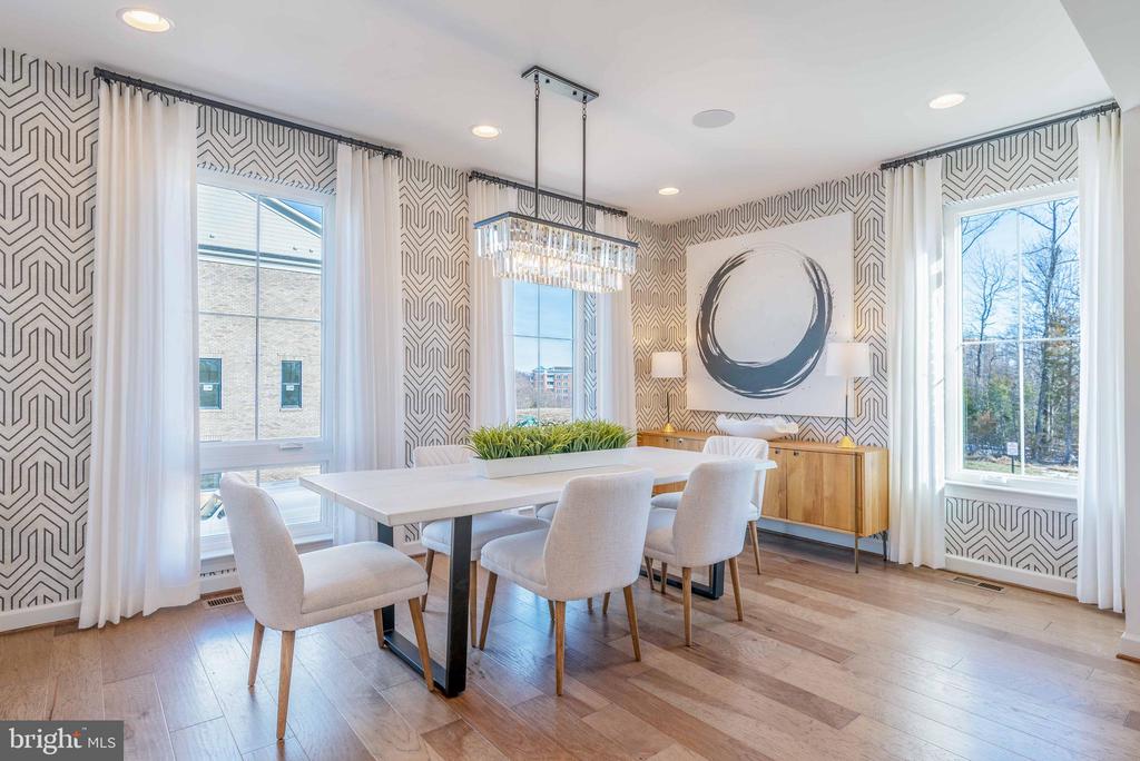 Woodbridge, Virginia, 22191, United States, 3 Bedrooms Bedrooms, ,4 BathroomsBathrooms,Residential,For Sale,1851460
