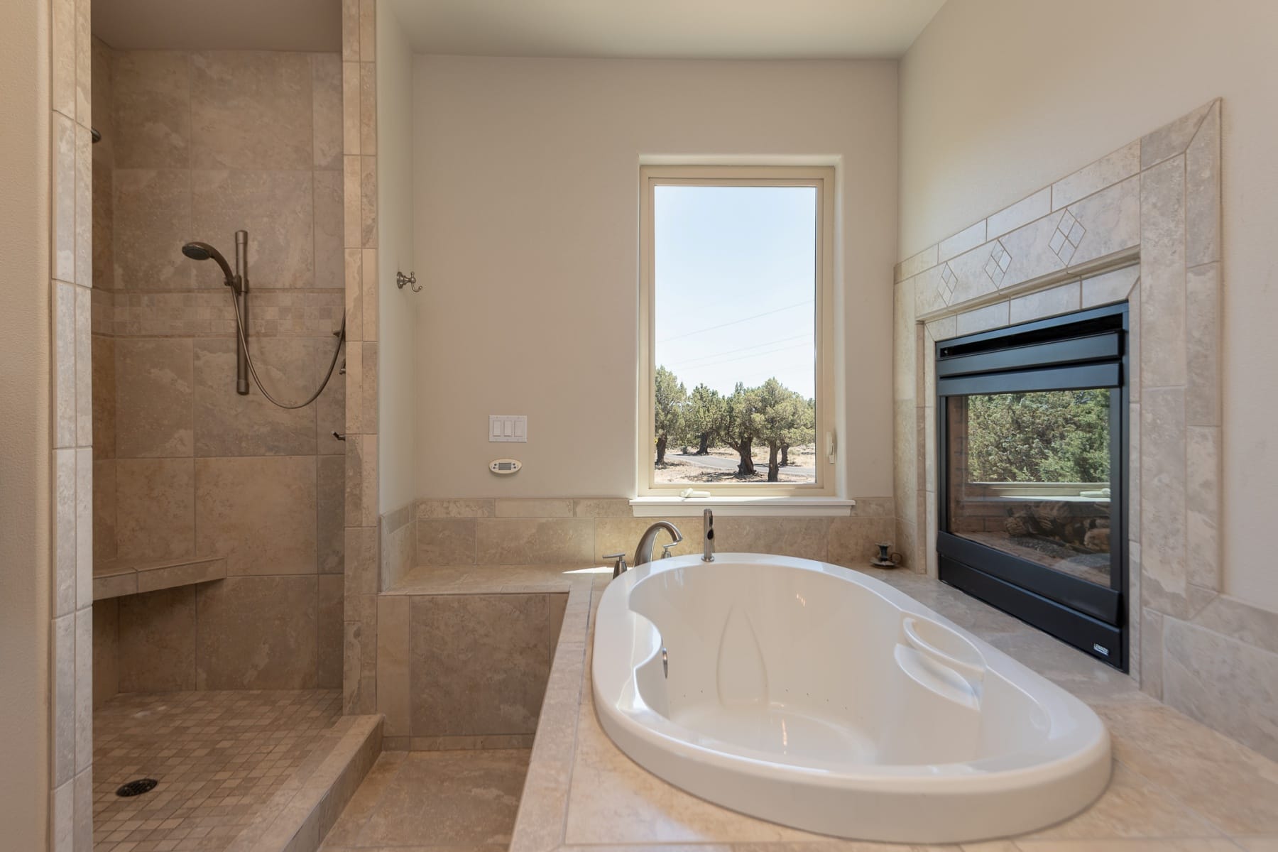  2269 Hawk Owl Court Redmond, OR 97756 - 物件實景