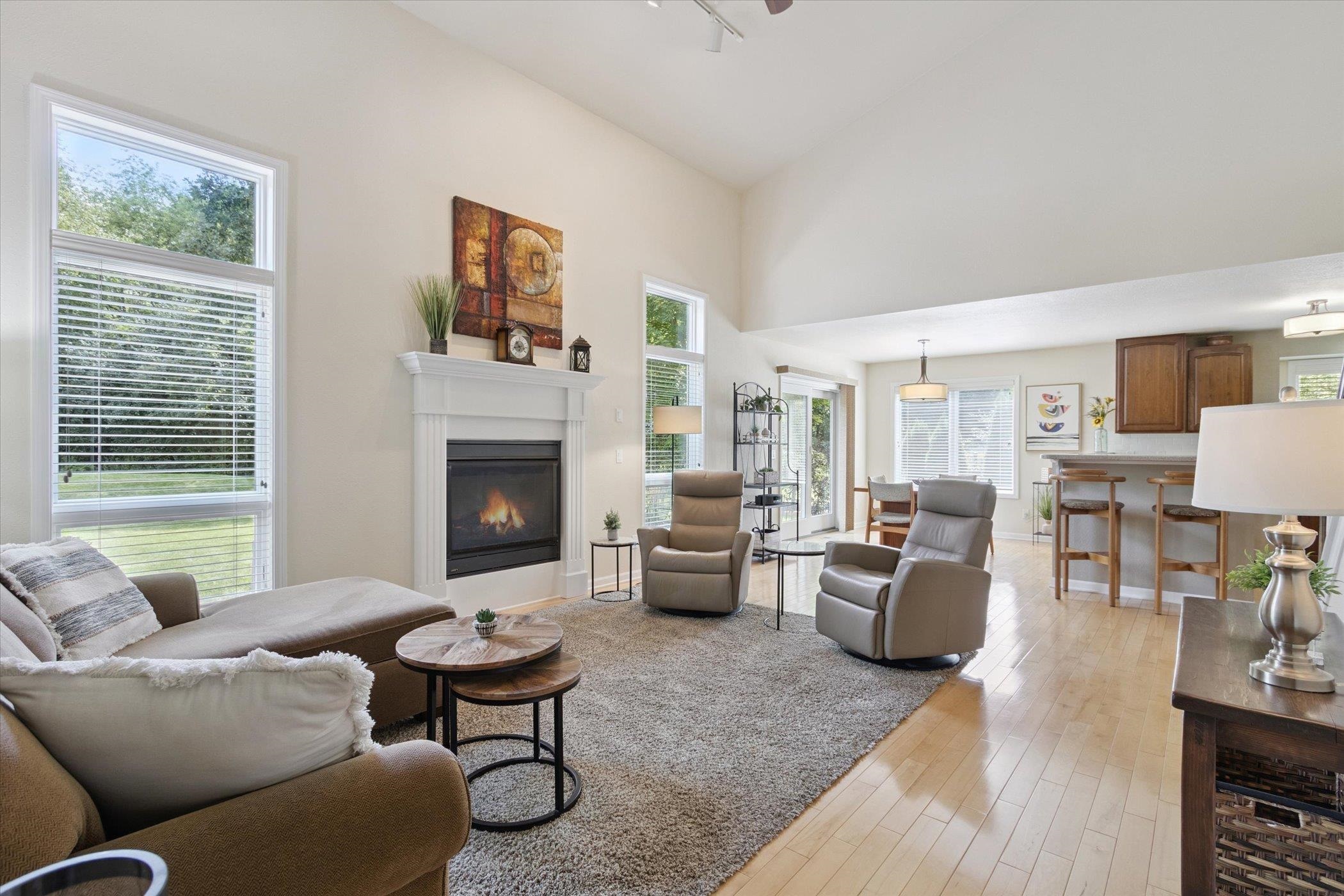 Janesville, Wisconsin, 53546, United States, 3 Bedrooms Bedrooms, ,4 BathroomsBathrooms,Residential,For Sale,1978617