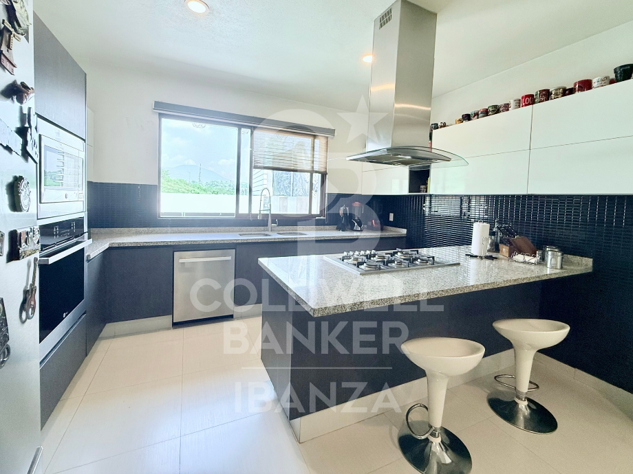 Naucalpan de Juárez, Estado de méxico, 53126, Mexico, 3 Bedrooms Bedrooms, ,3 BathroomsBathrooms,Residential,For Sale,1917914