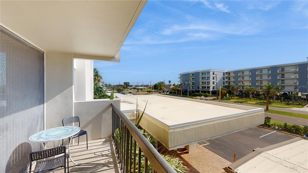 Clearwater Beach, Florida, 33767, United States, 2 Bedrooms Bedrooms, ,2 BathroomsBathrooms,Residential,For Sale,1818973