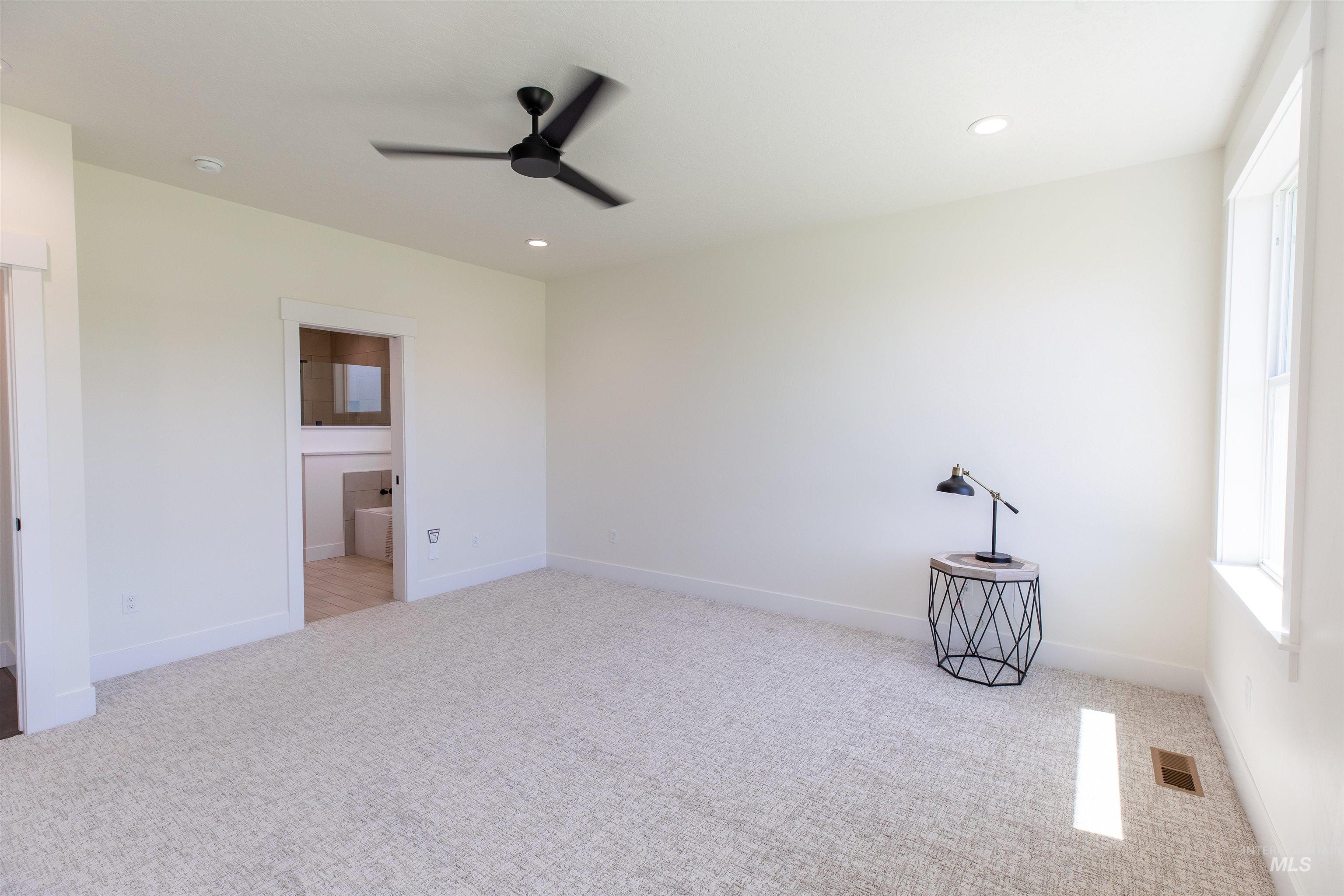 Meridian, Idaho, 83642, United States, 3 Bedrooms Bedrooms, ,3 BathroomsBathrooms,Residential,For Sale,1867465