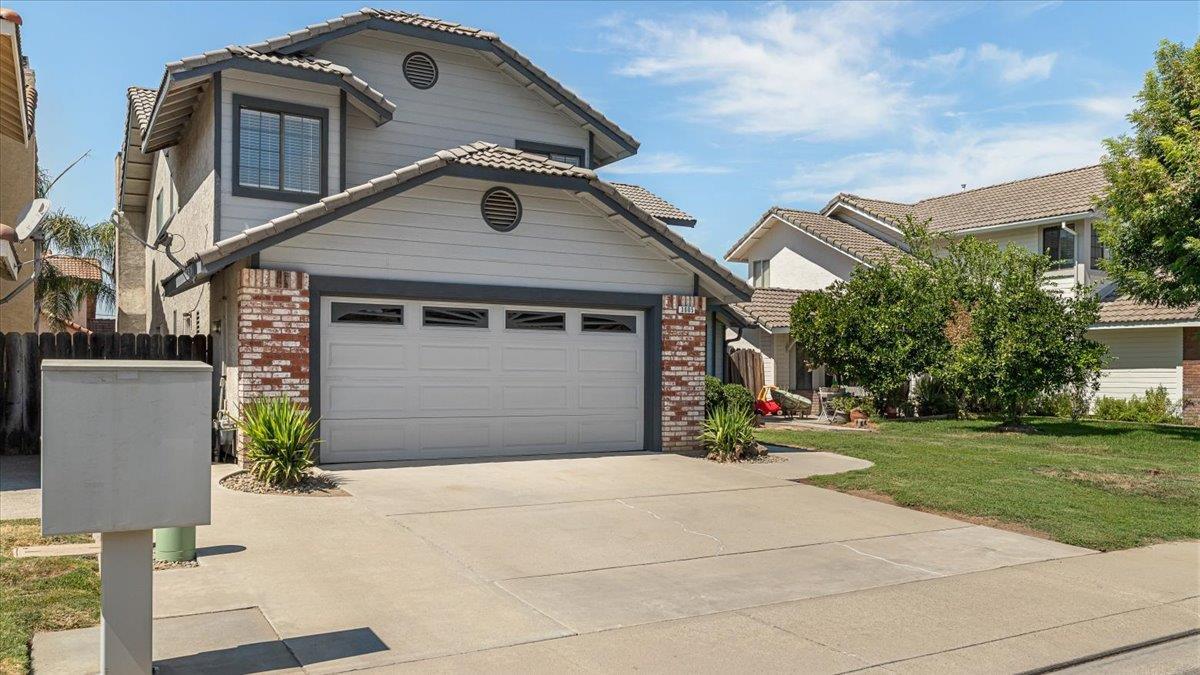 Ceres, California, 95307, United States, 4 Bedrooms Bedrooms, ,3 BathroomsBathrooms,Residential,For Sale,1938445