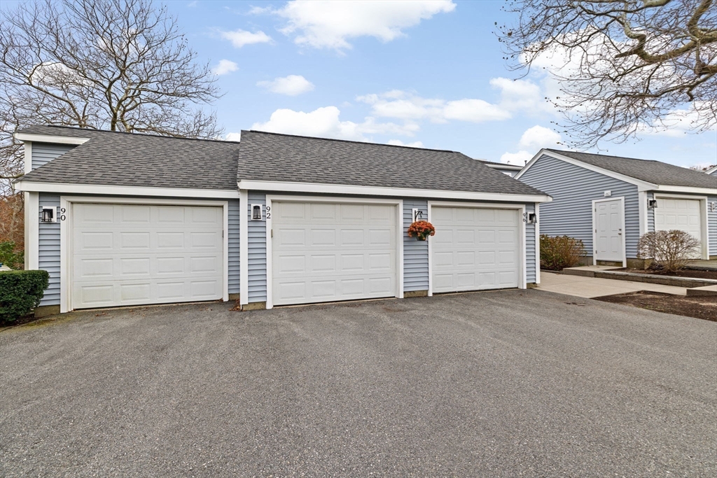 Plymouth, Massachusetts, 02360, United States, 2 Bedrooms Bedrooms, ,3 BathroomsBathrooms,Residential,For Sale,1994684