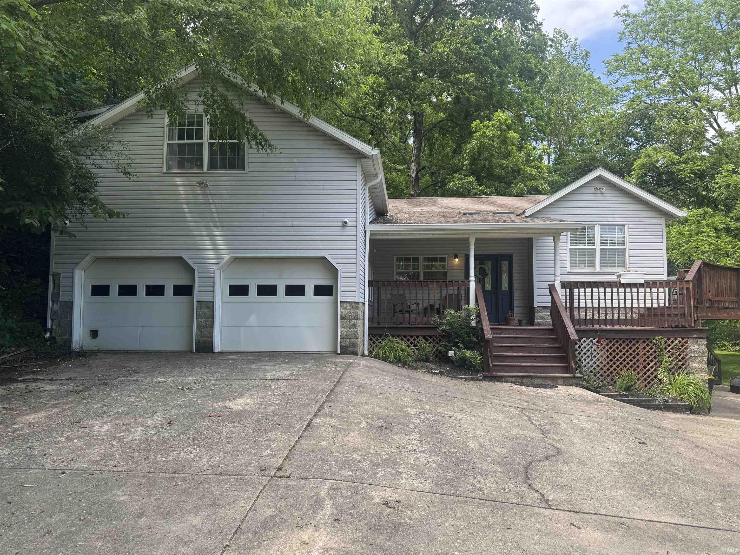 Bloomington, Indiana, 47408, United States, 4 Bedrooms Bedrooms, ,4 BathroomsBathrooms,Residential,For Sale,2048312