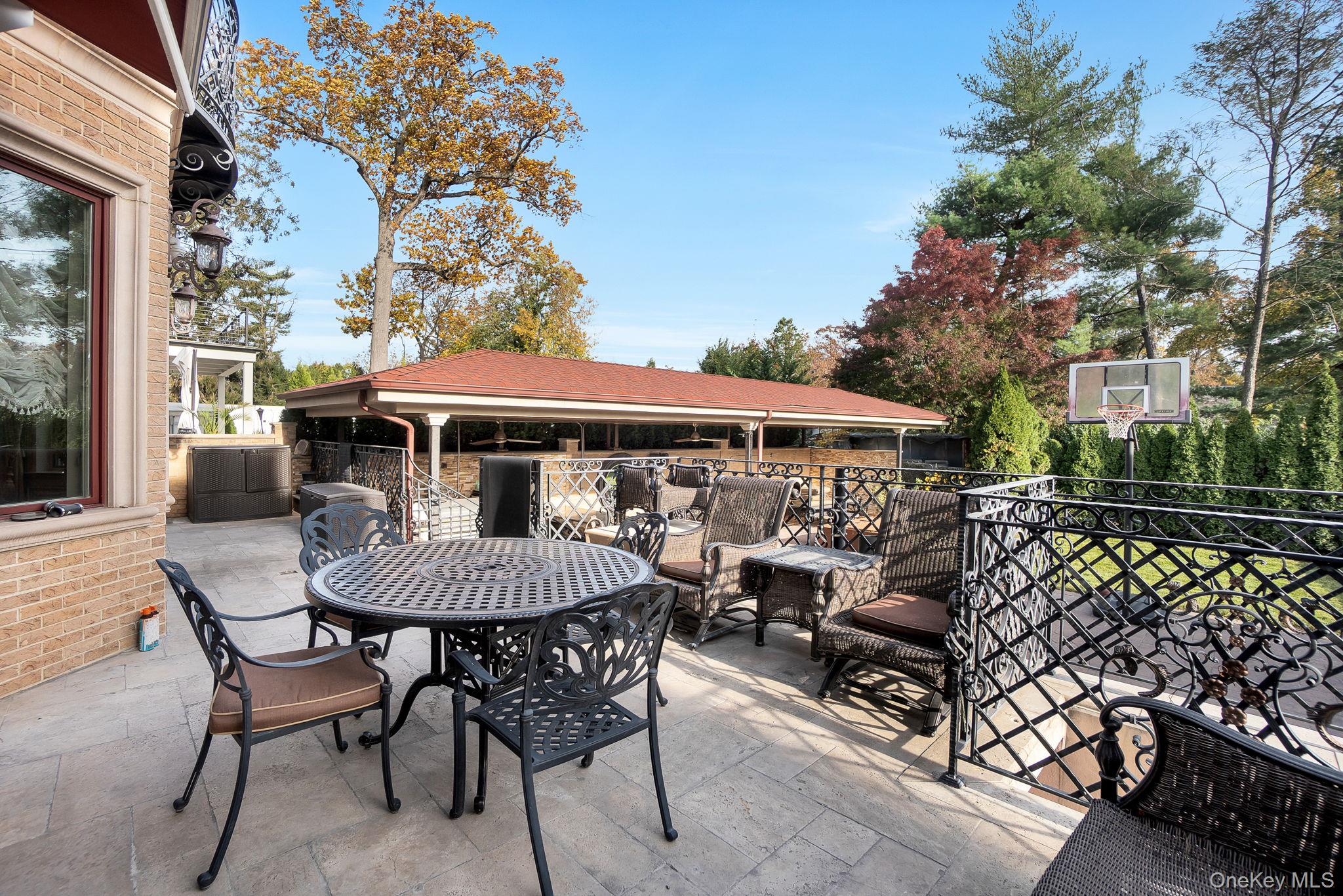  181-30 Tudor Road, Jamaica Estates, NY, 11432 - 物件實景