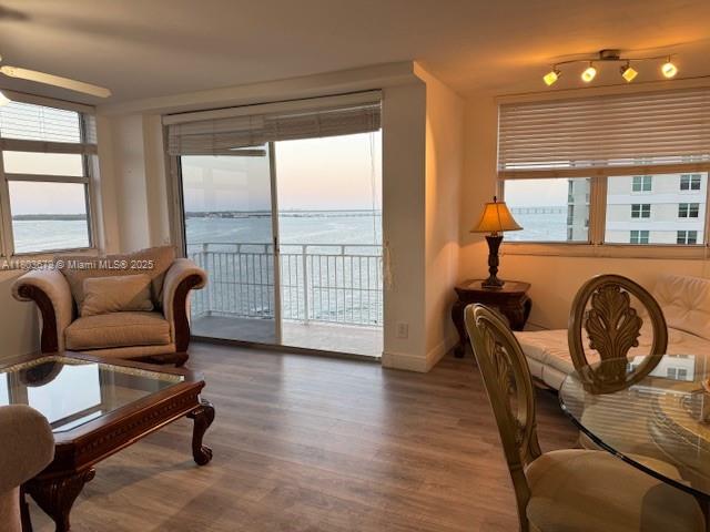 Miami, Florida, 33131, United States, 2 Bedrooms Bedrooms, ,2 BathroomsBathrooms,Residential,For Sale,1827801