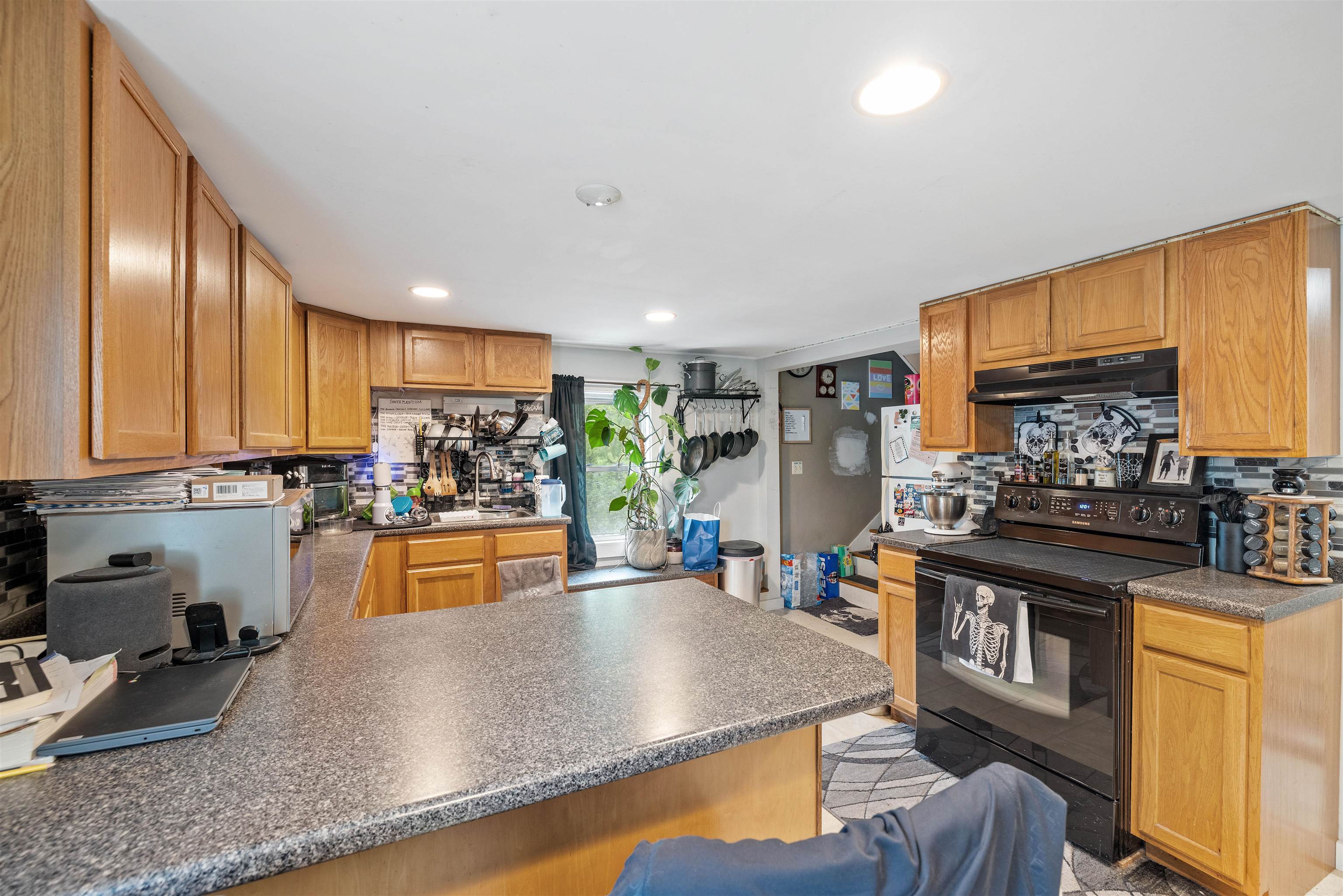 Farmington, New Hampshire, 03835, United States, ,Residential,For Sale,1805483