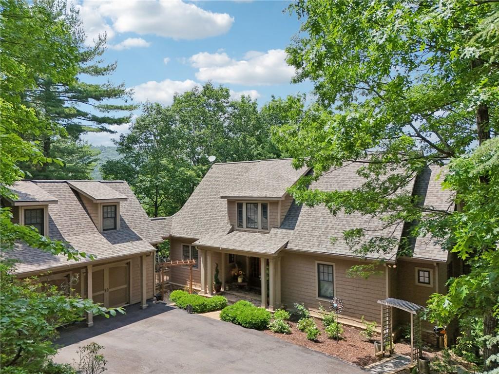 Big Canoe, Georgia, 30143, United States, 4 Bedrooms Bedrooms, ,6 BathroomsBathrooms,Residential,For Sale,1974564