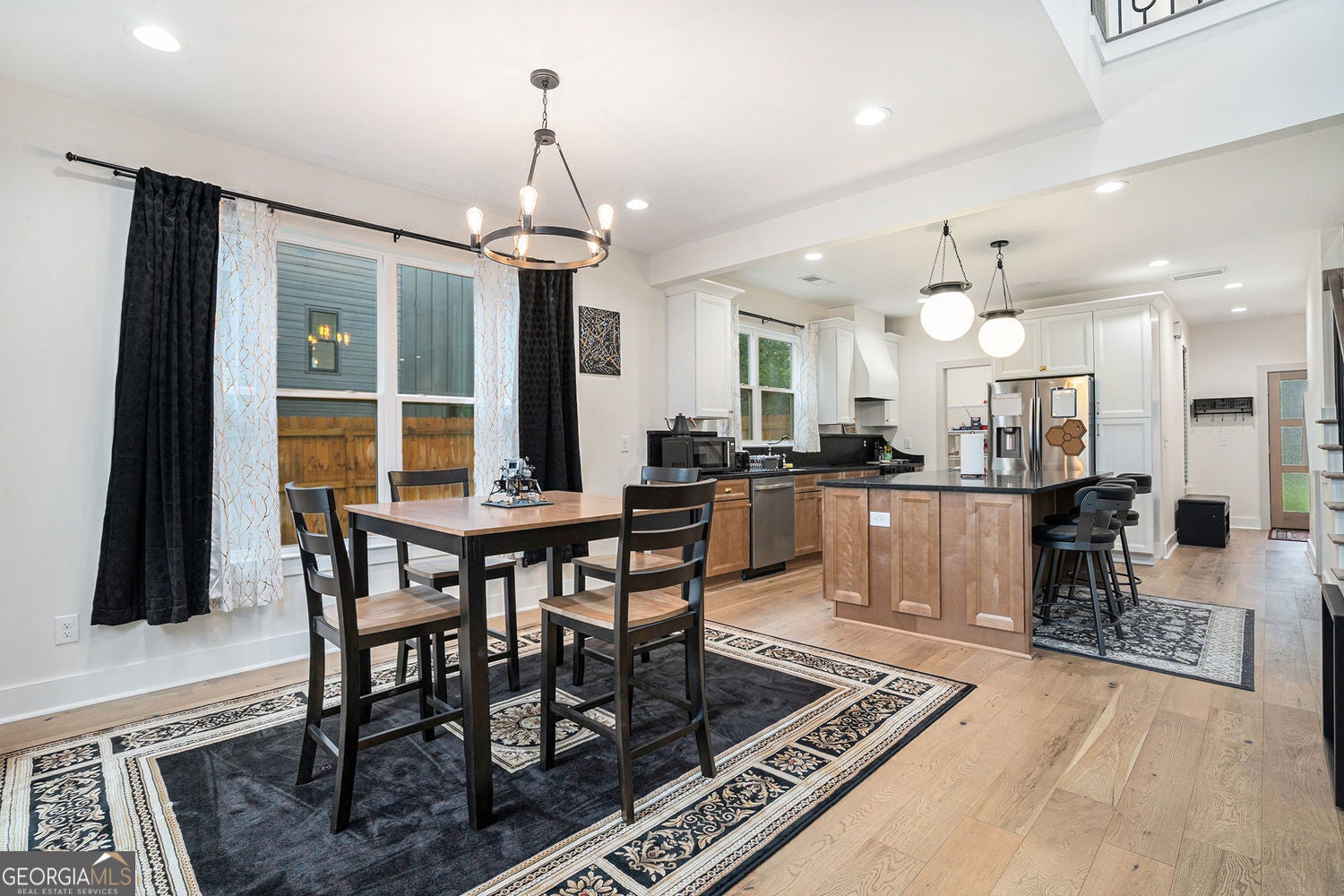 Marietta, Georgia, 30060, United States, 4 Bedrooms Bedrooms, ,4 BathroomsBathrooms,Residential,For Sale,1973518