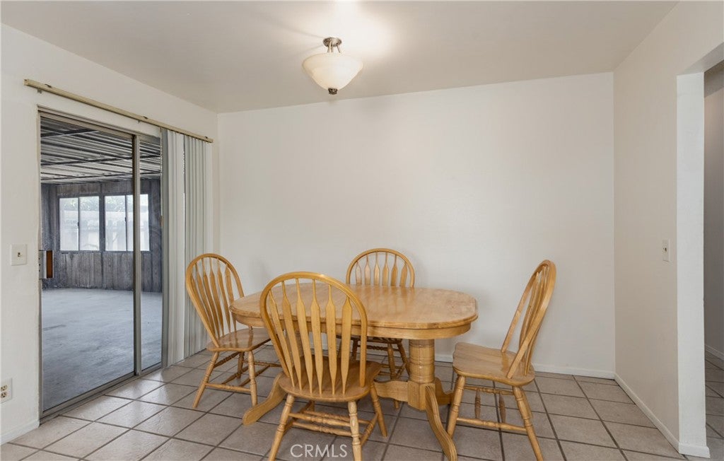 Fontana, California, 92336, United States, 3 Bedrooms Bedrooms, ,2 BathroomsBathrooms,Residential,For Sale,1983811