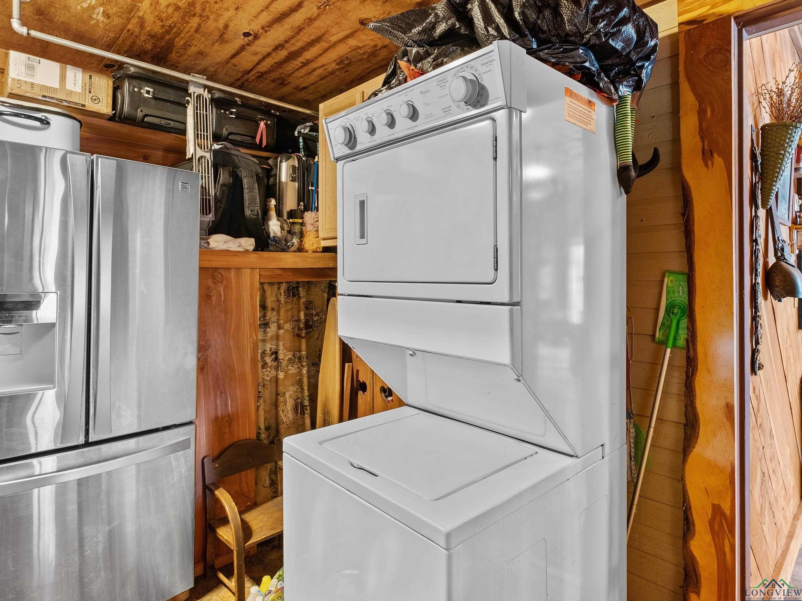 Karnack, Texas, 75661, United States, 3 Bedrooms Bedrooms, ,3 BathroomsBathrooms,Residential,For Sale,1975449