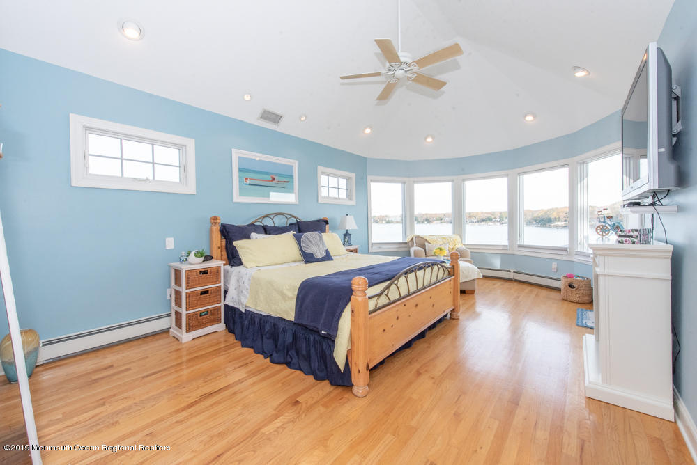 141 Riverside Drive, Brick, New Jersey, 08724, United States, 5 Bedrooms Bedrooms, ,5 BathroomsBathrooms,Residential,For Sale,141 Riverside Drive,1009297