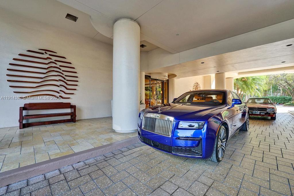 Aventura, Florida, 33180, United States, 3 Bedrooms Bedrooms, ,3 BathroomsBathrooms,Residential,For Sale,1994376