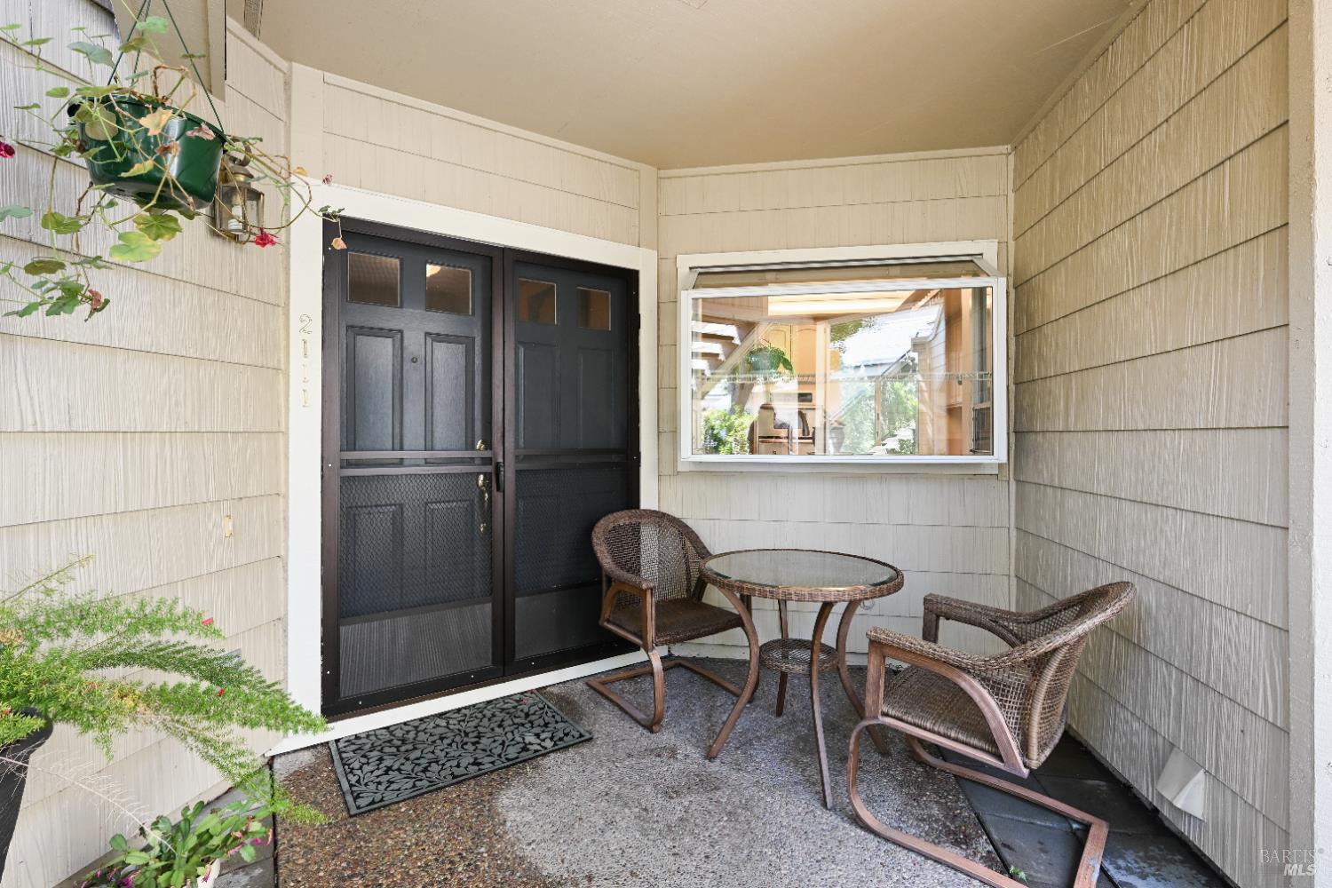 Santa Rosa, California, 95403, United States, 2 Bedrooms Bedrooms, ,3 BathroomsBathrooms,Residential,For Sale,1903513