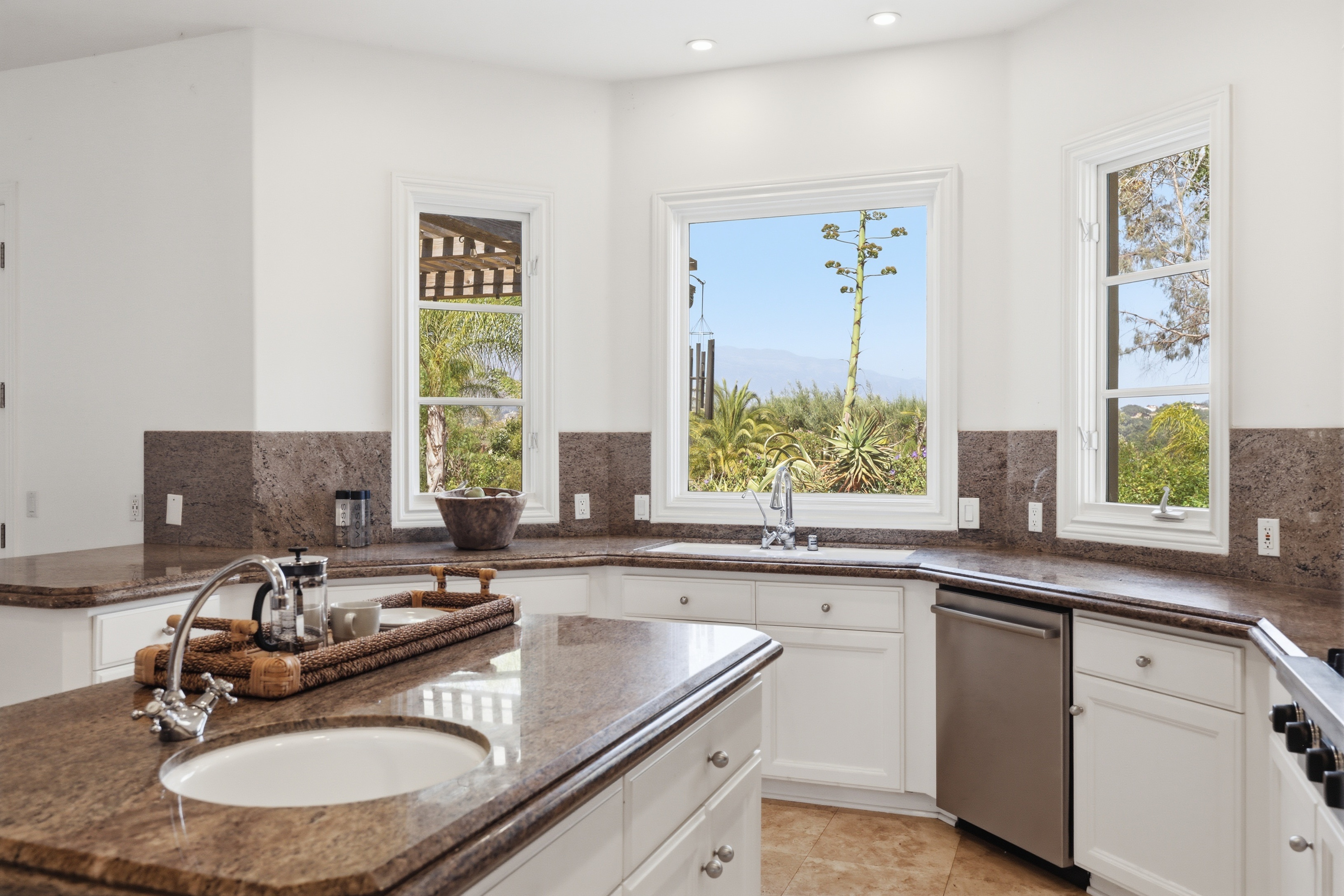  12986 Macdonald Drive, Ojai, CA 93023 - 物件實景