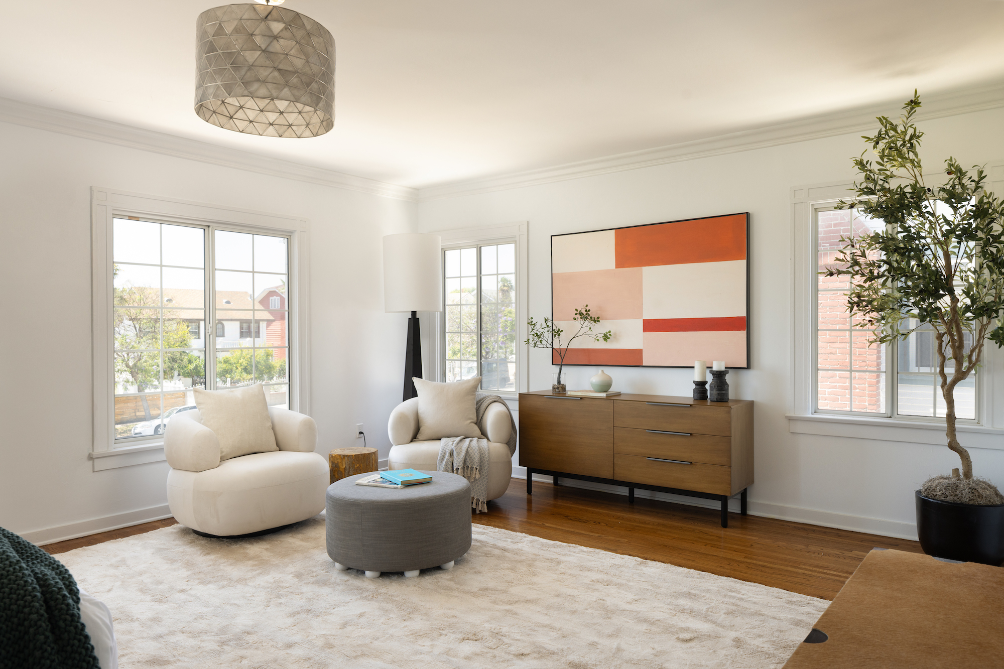 Los Angeles, California, 90029, United States, 4 Bedrooms Bedrooms, ,3 BathroomsBathrooms,Residential,For Sale,1864555