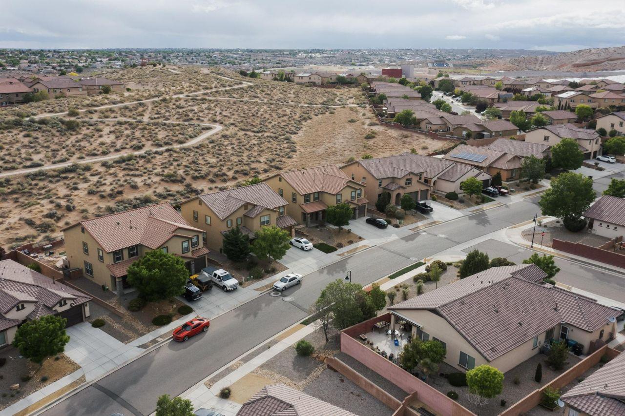 Rio Rancho, New Mexico, 87124, United States, 4 Bedrooms Bedrooms, ,3 BathroomsBathrooms,Residential,For Sale,1804935