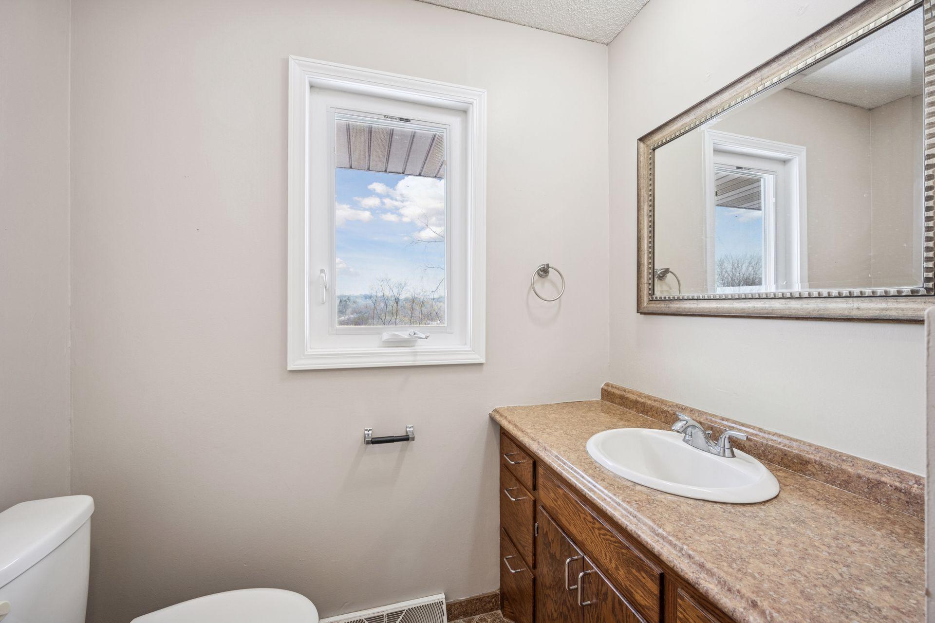 Greenfield, Minnesota, 55357, United States, 3 Bedrooms Bedrooms, ,2 BathroomsBathrooms,Residential,For Sale,2000513