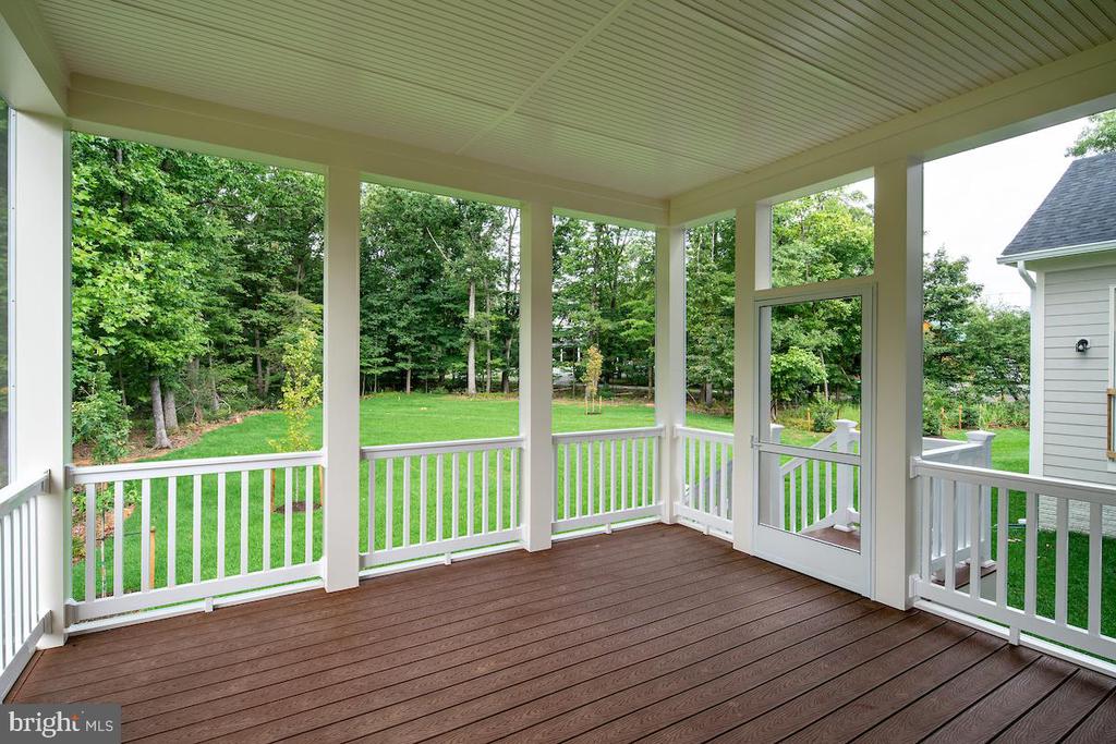 Fairfax Manor Court, Chantilly, Virginia, 20151, United States, 4 Bedrooms Bedrooms, ,6 BathroomsBathrooms,Residential,For Sale,Fairfax Manor Court,1437795