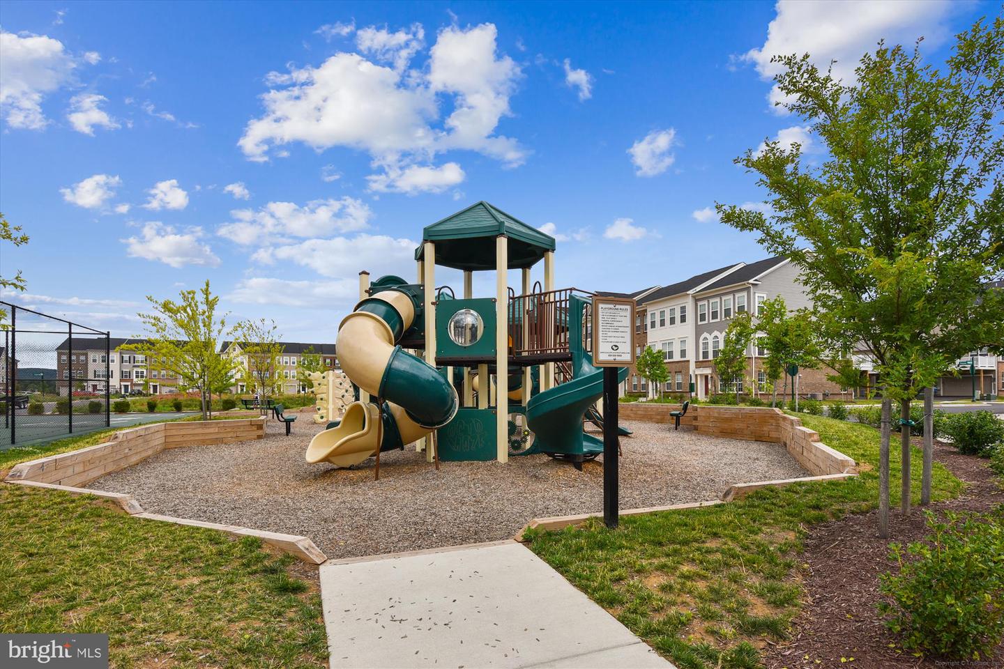 Frederick, Maryland, 21703, United States, 3 Bedrooms Bedrooms, ,3 BathroomsBathrooms,Residential,For Sale,1973217